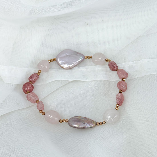 Bracciale elastico perle moneta rosa o bianca cristalli e pietre di luna o tormalina rosa - Lumiere Bijoux