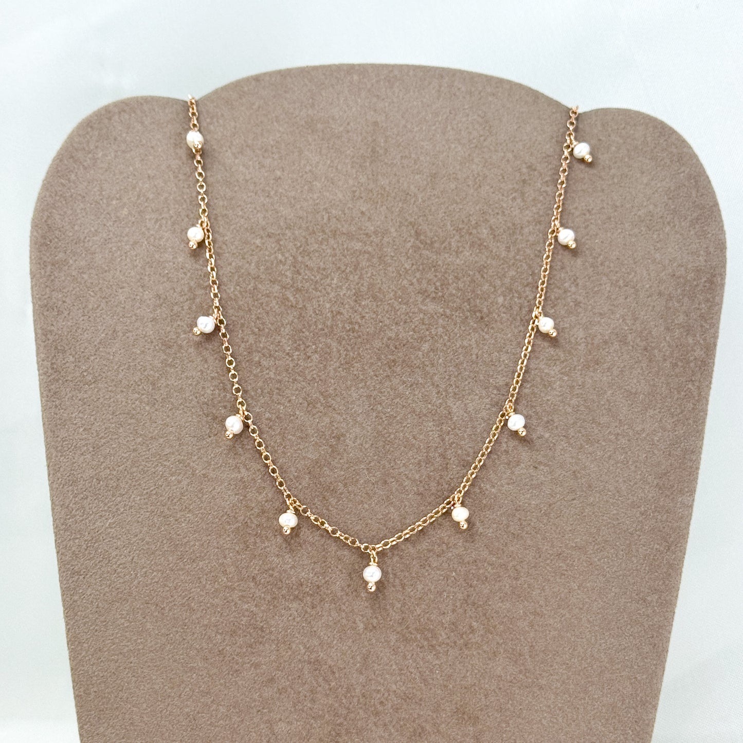 Collana catena rolló con micro perle naturali risino o tonde da 0,4 mm pendenti cm 35 - Lumiere Bijoux