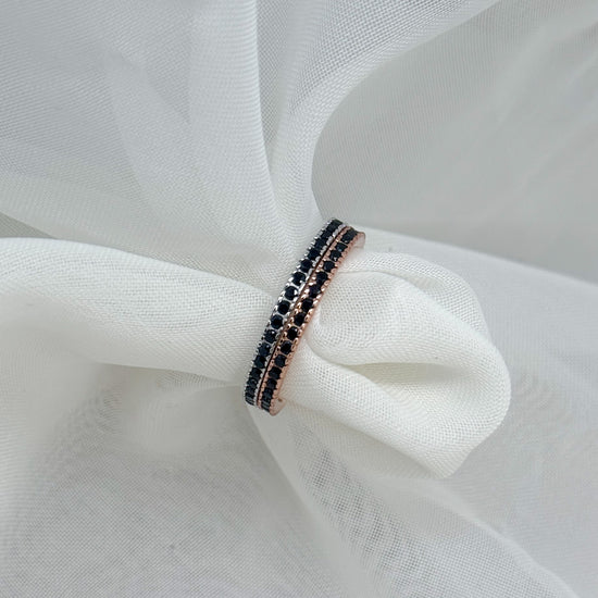 Fedina Eternity a misura con zirconi neri 0.2 cmin argento rosé o rodio - Lumiere Bijoux