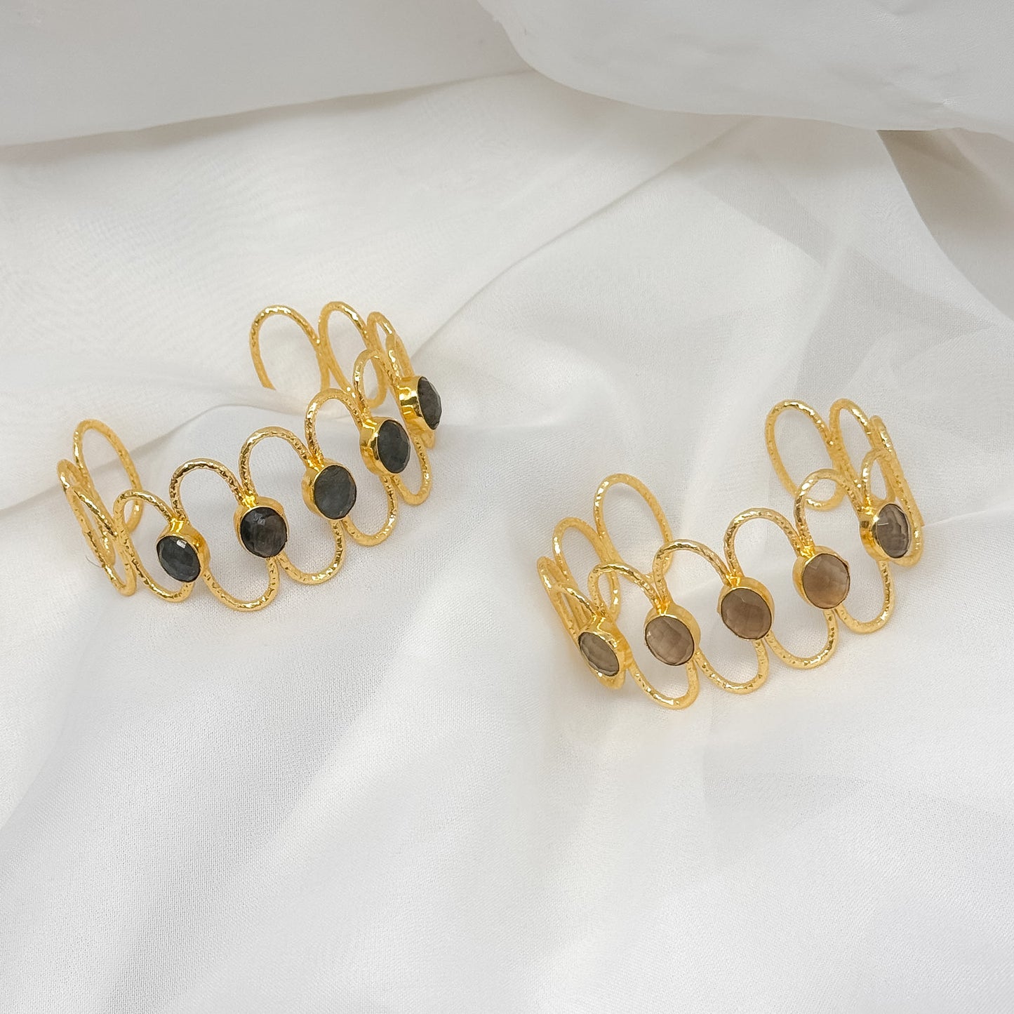 Bracciale rigido onda con ladradorite o pietra di luna - Lumiere Bijoux