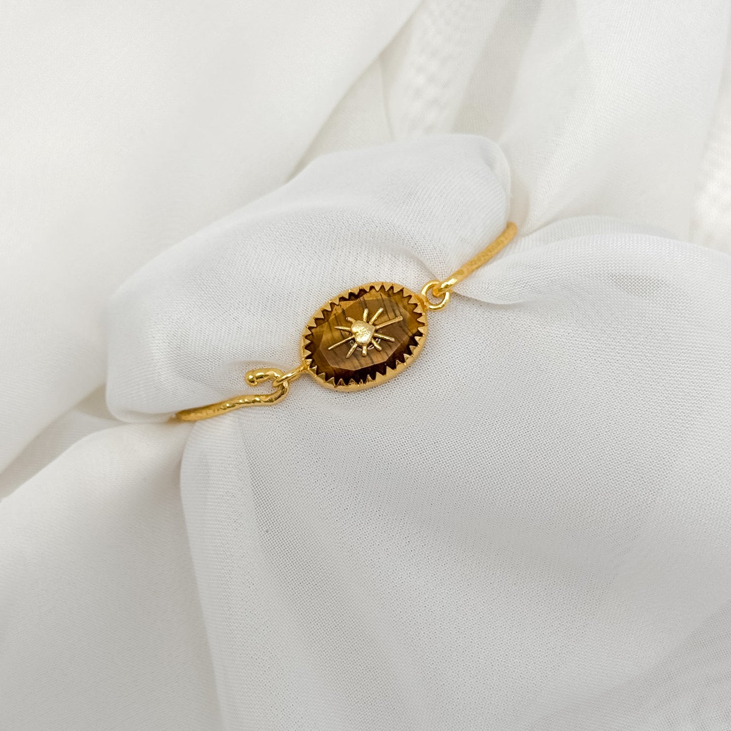 Bracciale semirigido con pietre dure e cuore sacro - Lumiere Bijoux