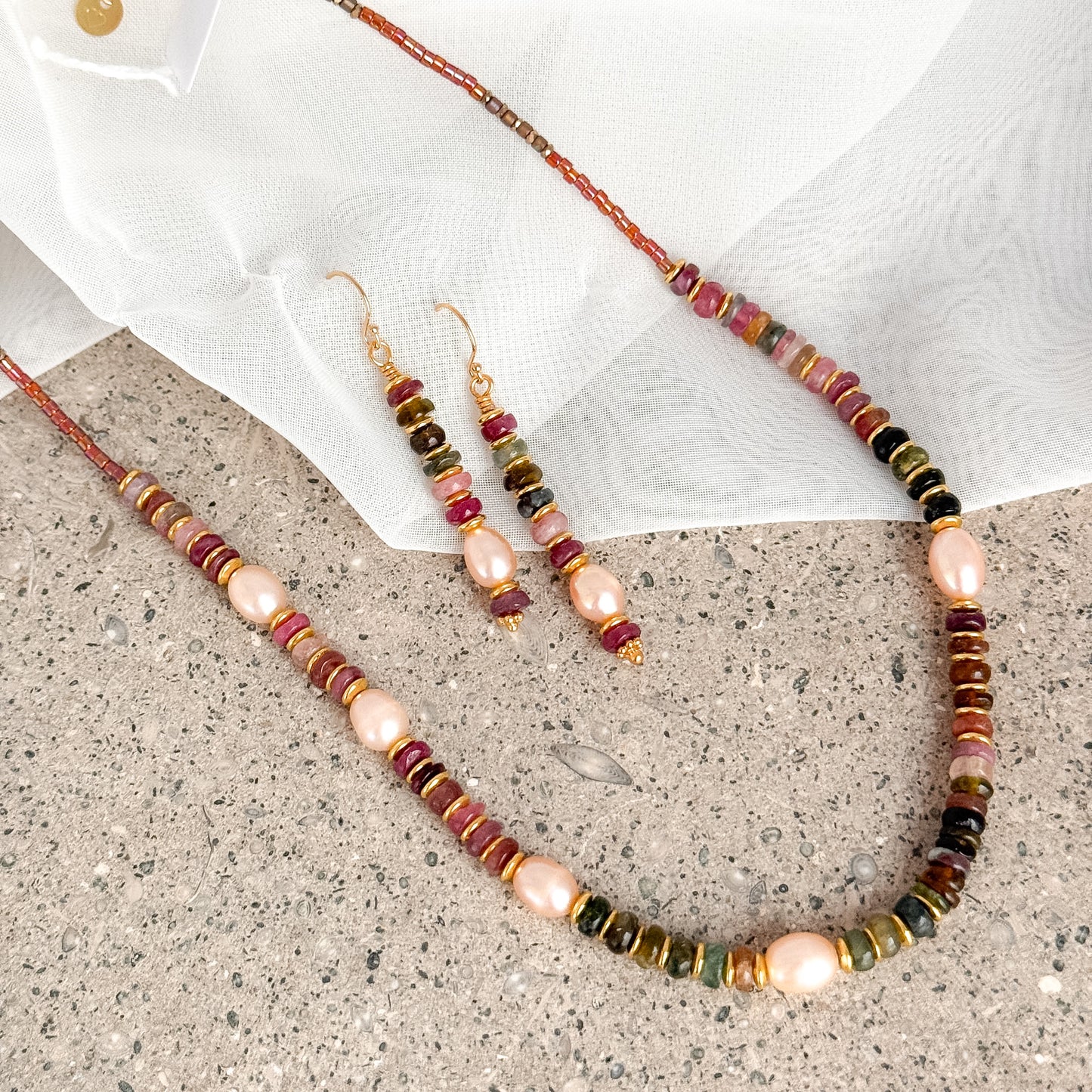 Coppia orecchini pendenti con tormalina e perla - Lumiere Bijoux