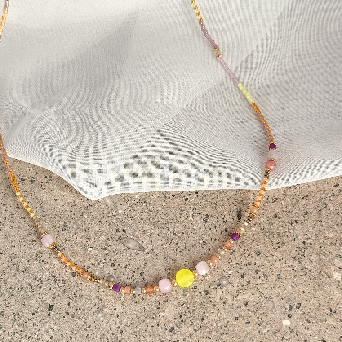 Collana Sonia con pietre Miyuki e pietre semi preziose Spiritual - Lumiere Bijoux