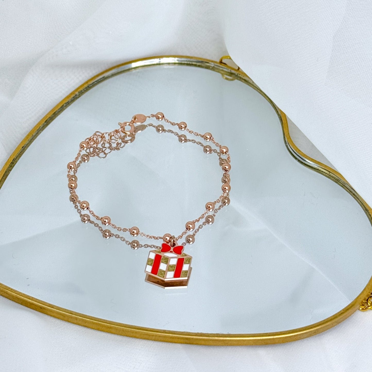 Bracciale catena rosario con pacco regalo pendente