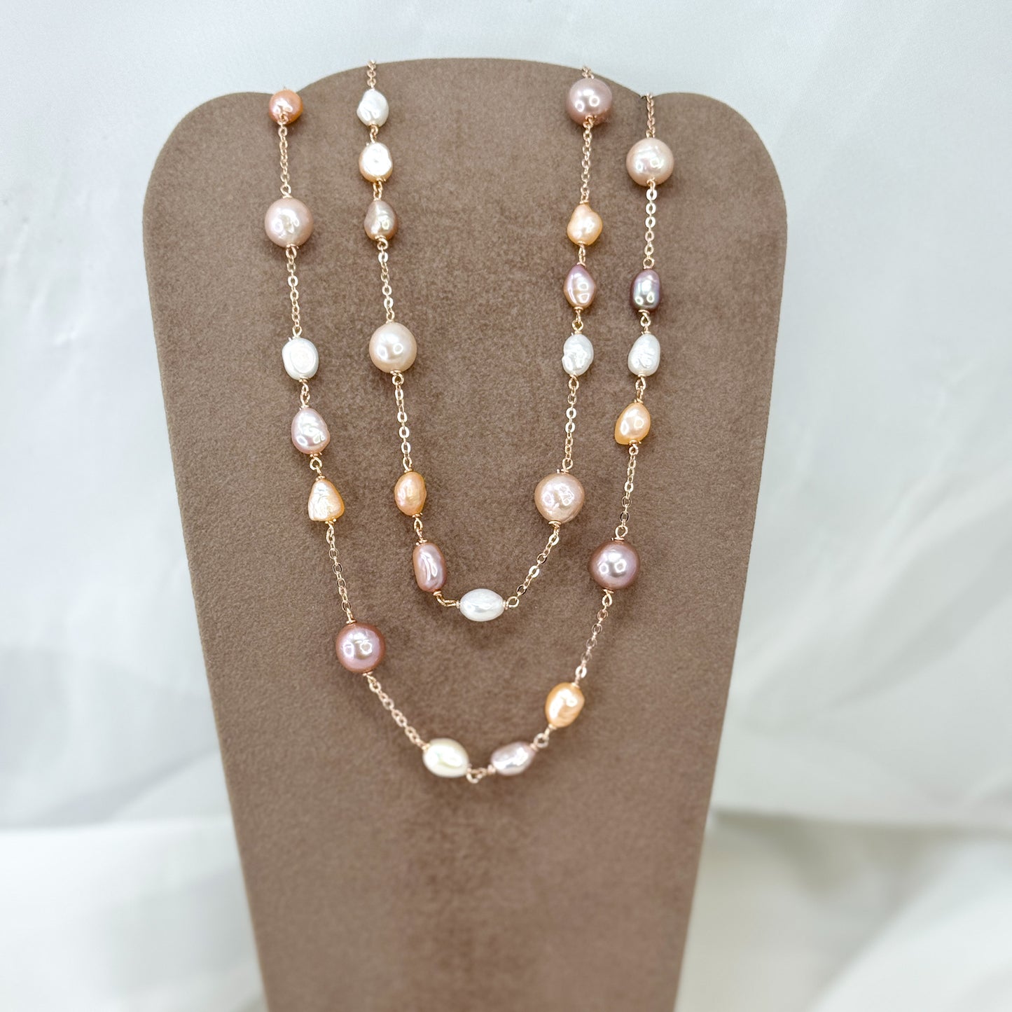 Collana lunga perle di burro cm 85 con perle lilla rosa e bianche - Lumiere Bijoux