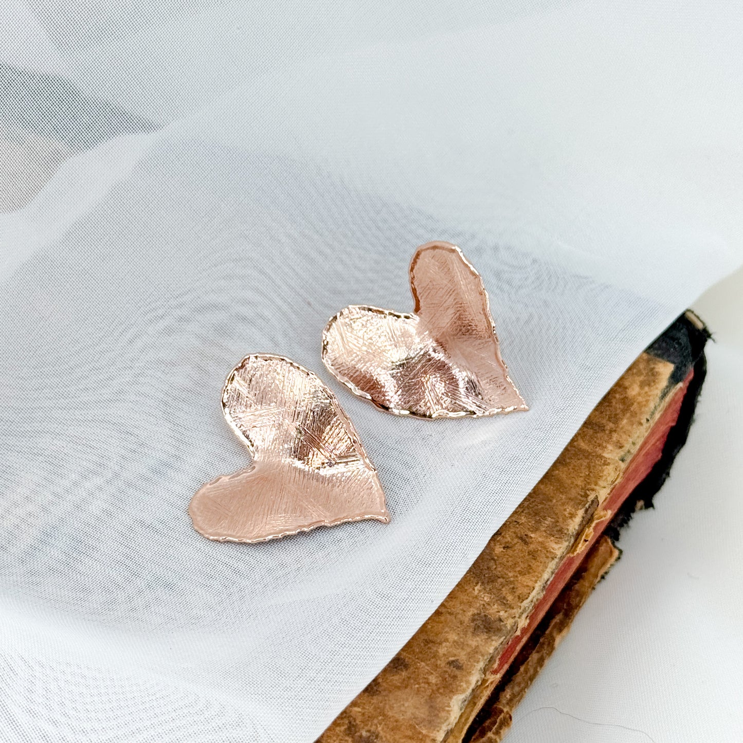 Coppia orecchini lobo cuore foglia satinato in argento rosé - Lumiere Bijoux
