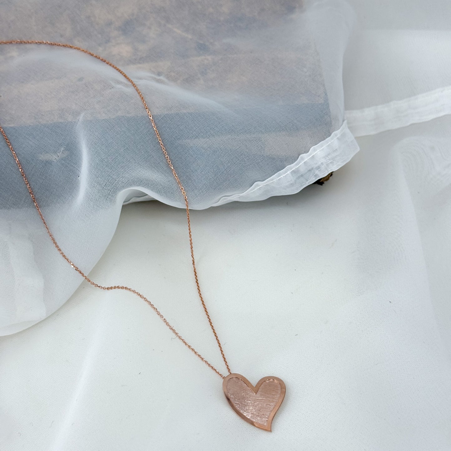 Collana catena forzatina con cuore satinato pendente in argento rosé - Lumiere Bijoux