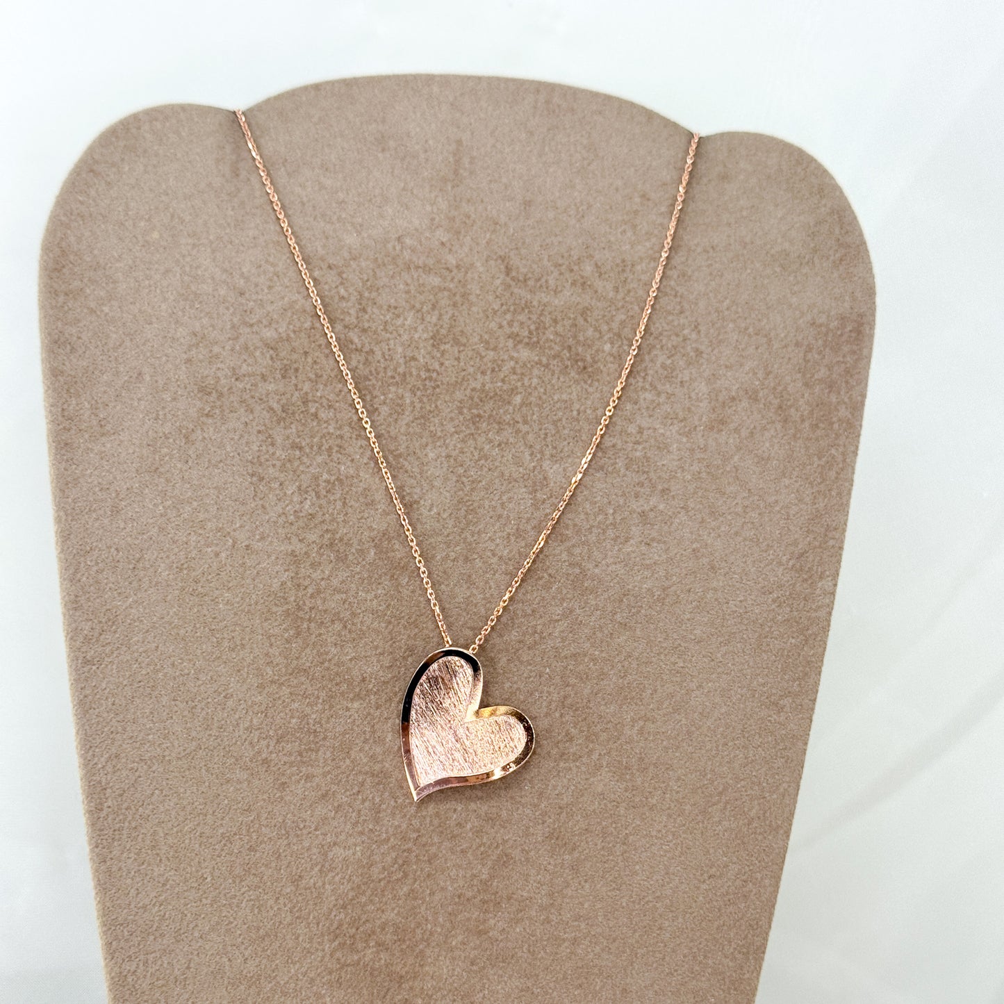 Collana catena forzatina con cuore satinato pendente in argento rosé - Lumiere Bijoux