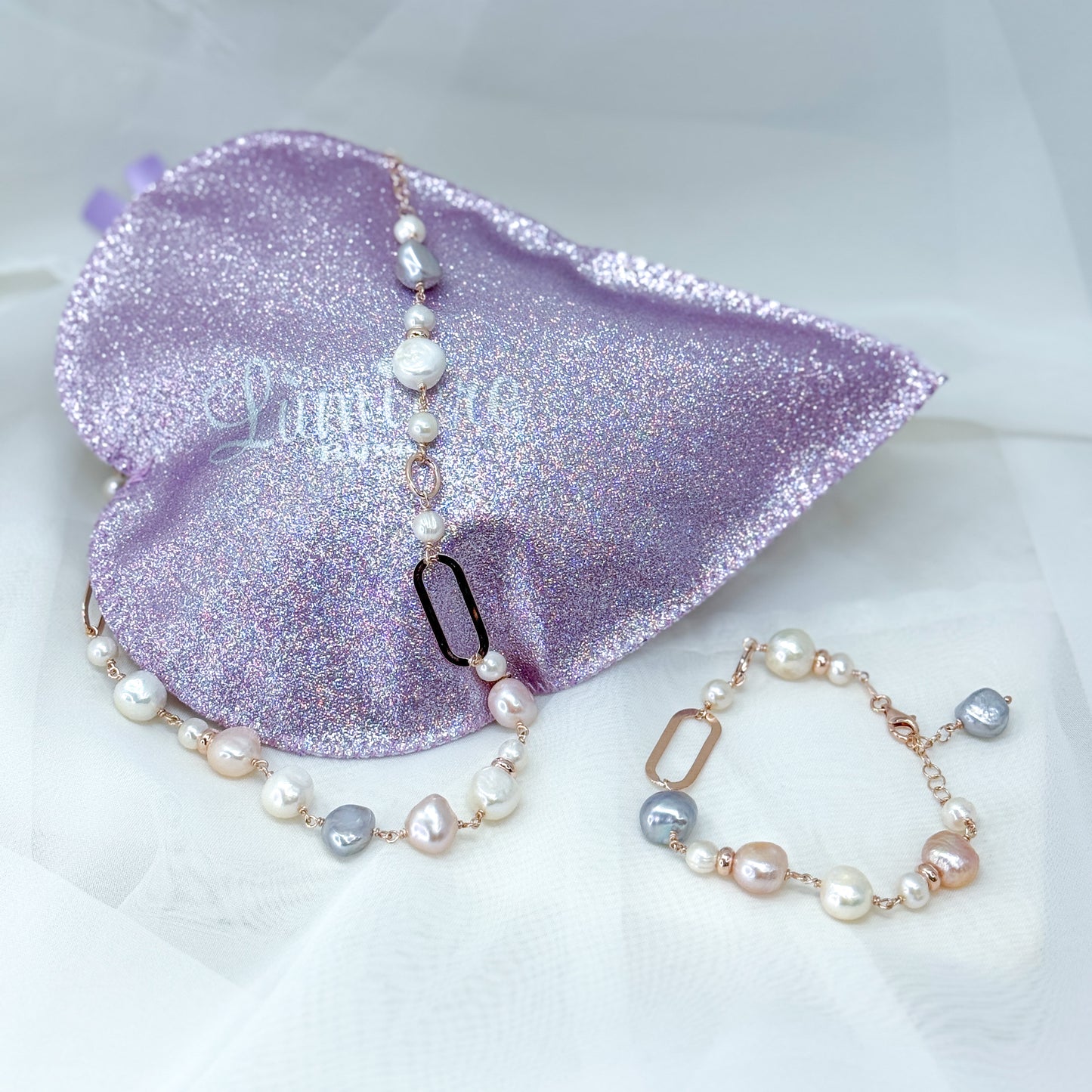 Bracciale Michela alternato da perle rosa lilla bianche e grigie ed elemento ovale piatto - Lumiere Bijoux