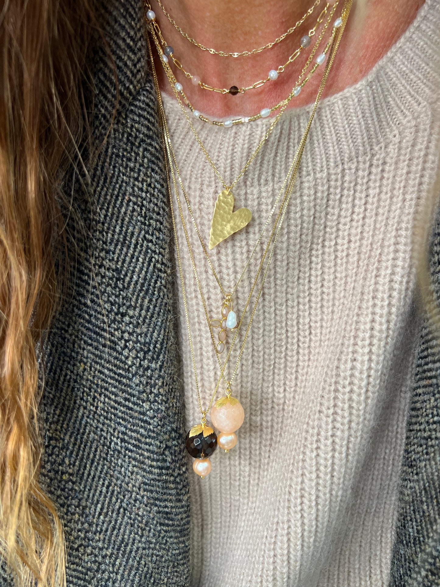 Collana lunga 60 cm con pendente quarzo fumé o pietra di luna con foglia cabochon - Lumiere Bijoux