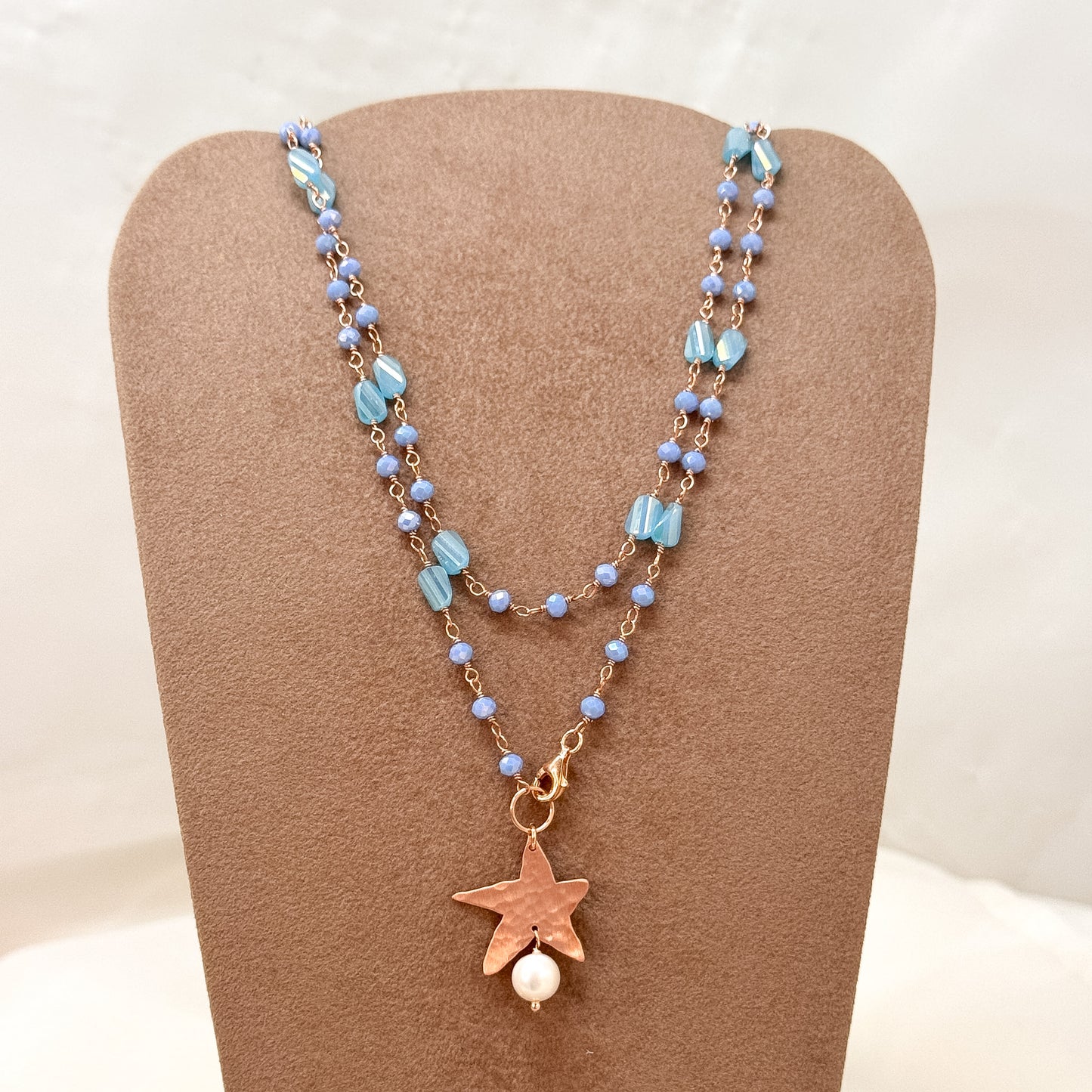 Collana lunga trasformabile cm 75 argento rosé cristalli multiforme soggetto battuto e perla naturale pendente - Lumiere Bijoux