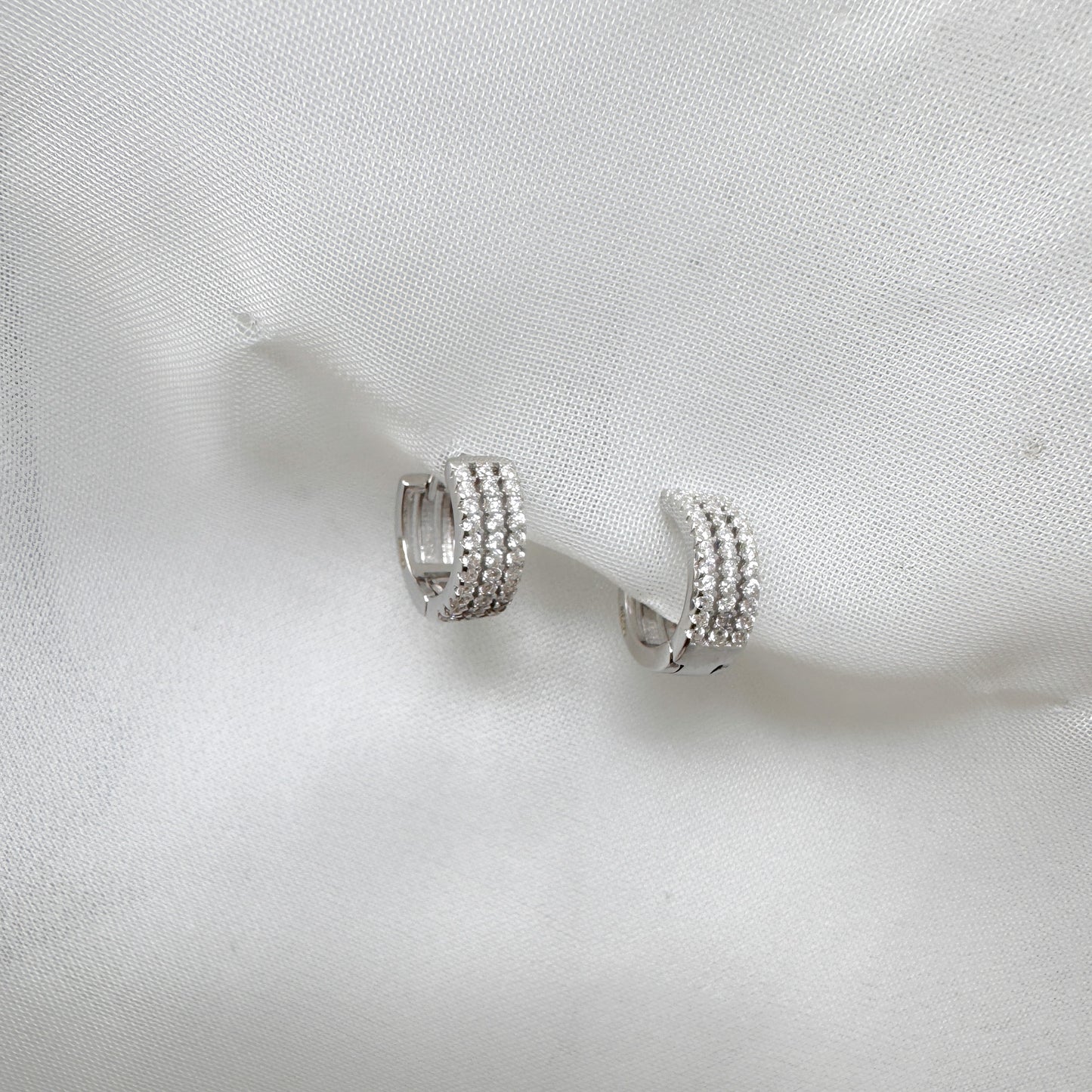 Coppia orecchini cerchietto a tre fili zirconi - Lumiere Bijoux