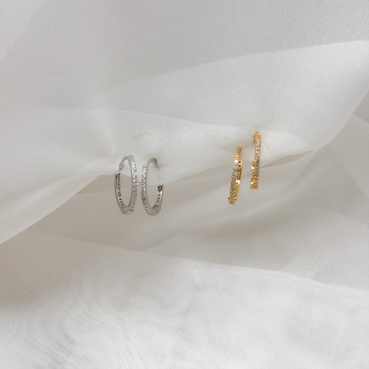 Coppia orecchini cerchietto zirconi da 1.5 cm - Lumiere Bijoux