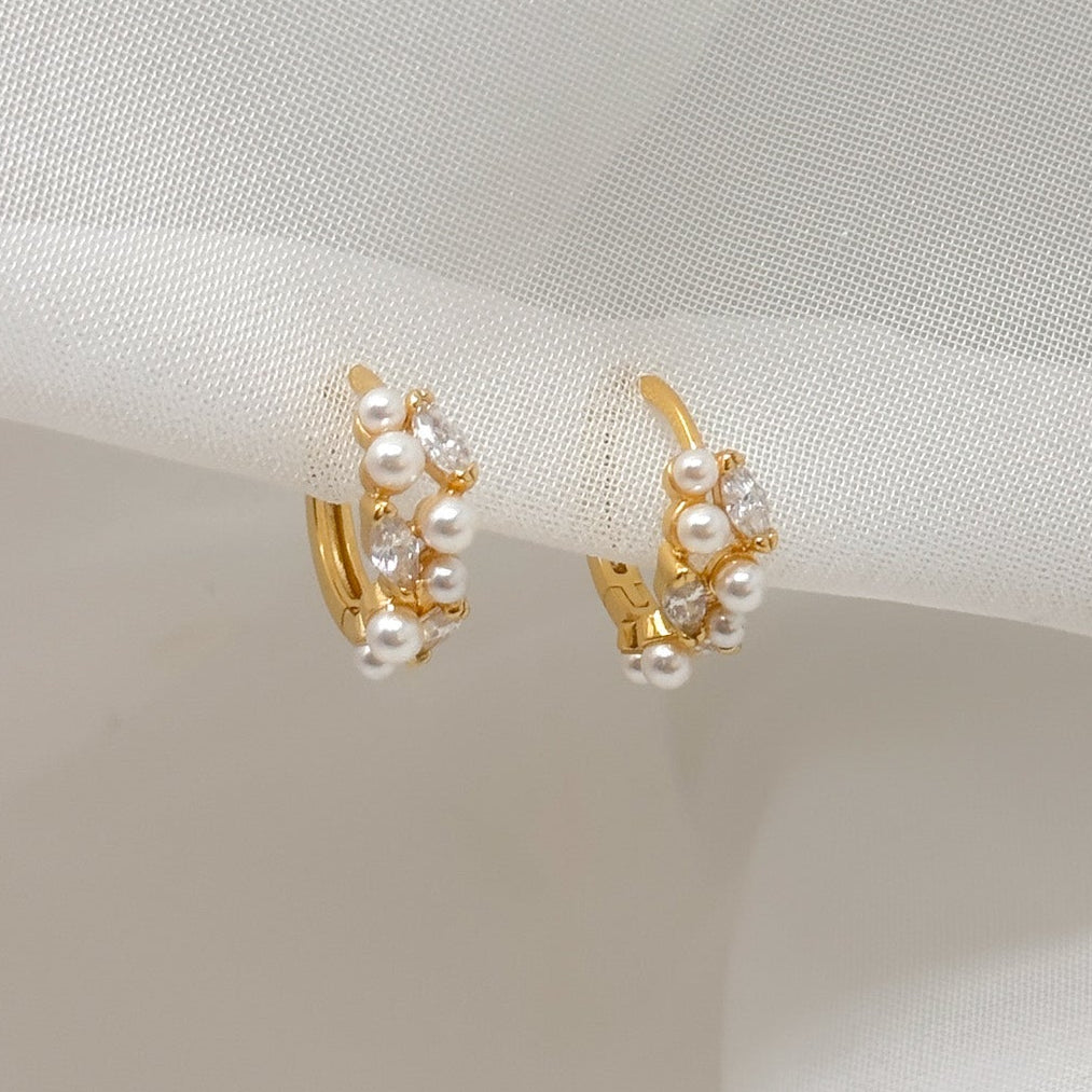 Coppia orecchini cerchietto micro zirconi e micro coppie di perle - Lumiere Bijoux