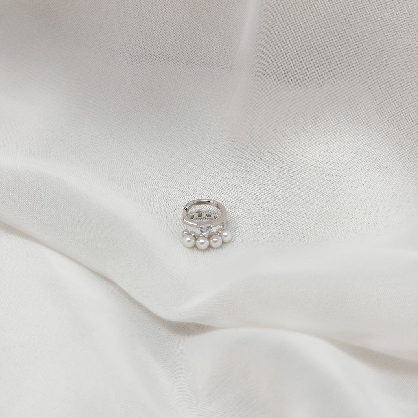 Earcuff perle e zircuore - Lumiere Bijoux