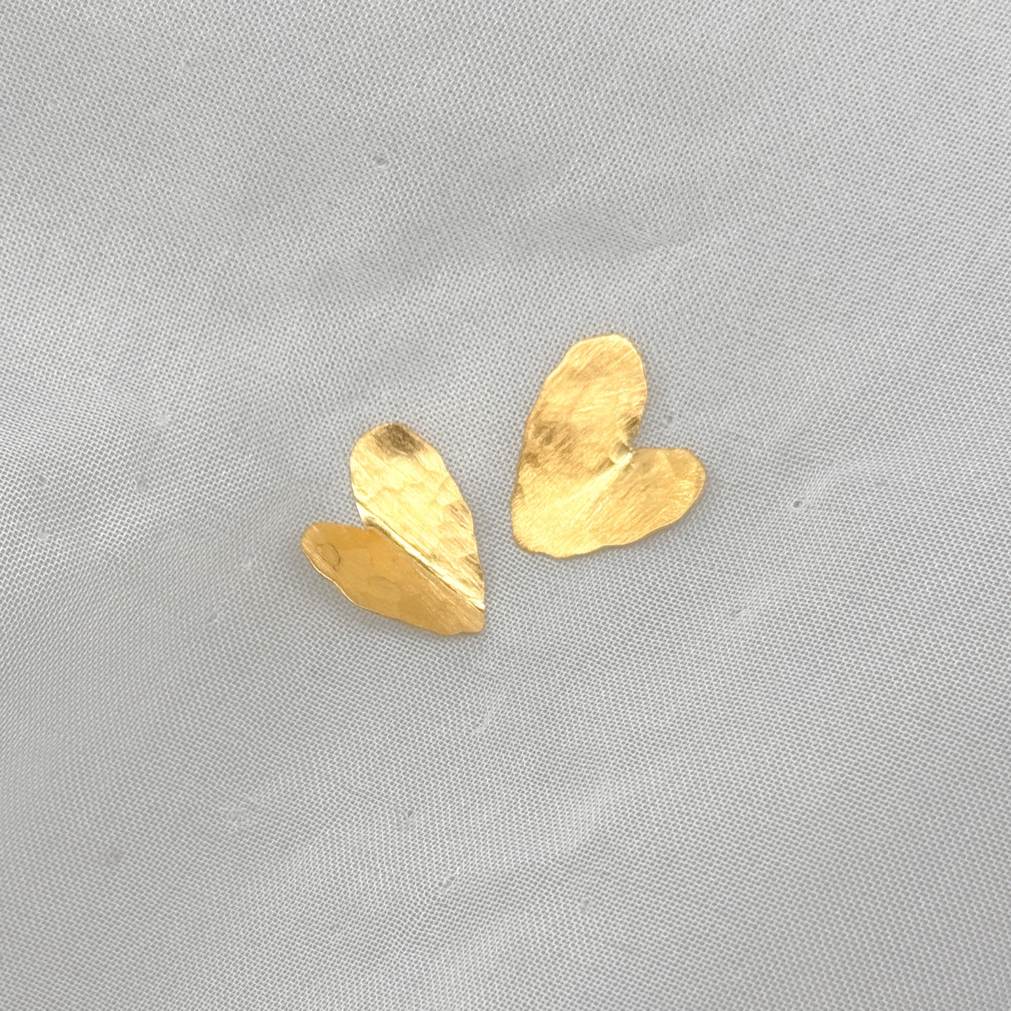 Coppia orecchini lobo cuore abbraccio - Lumiere Bijoux