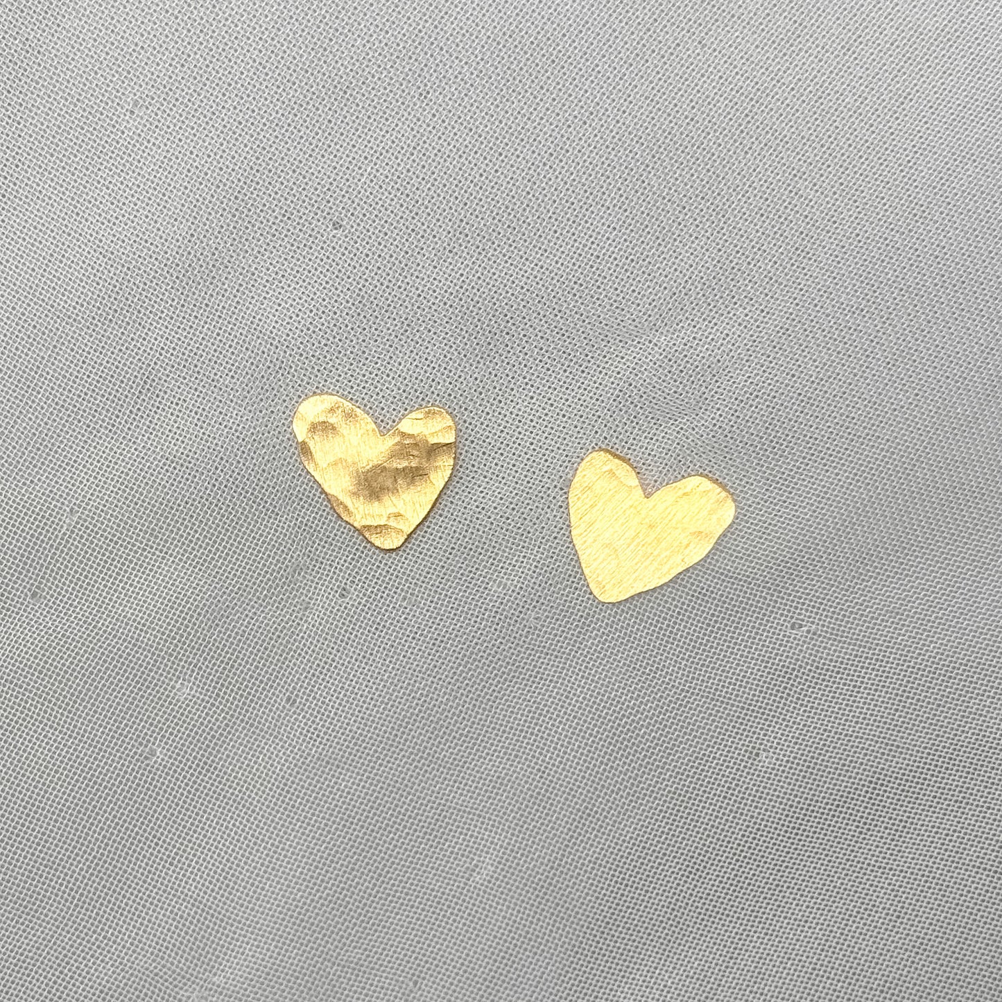 Coppia orecchini lobo cuore abbraccio da 1 cm - Lumiere Bijoux