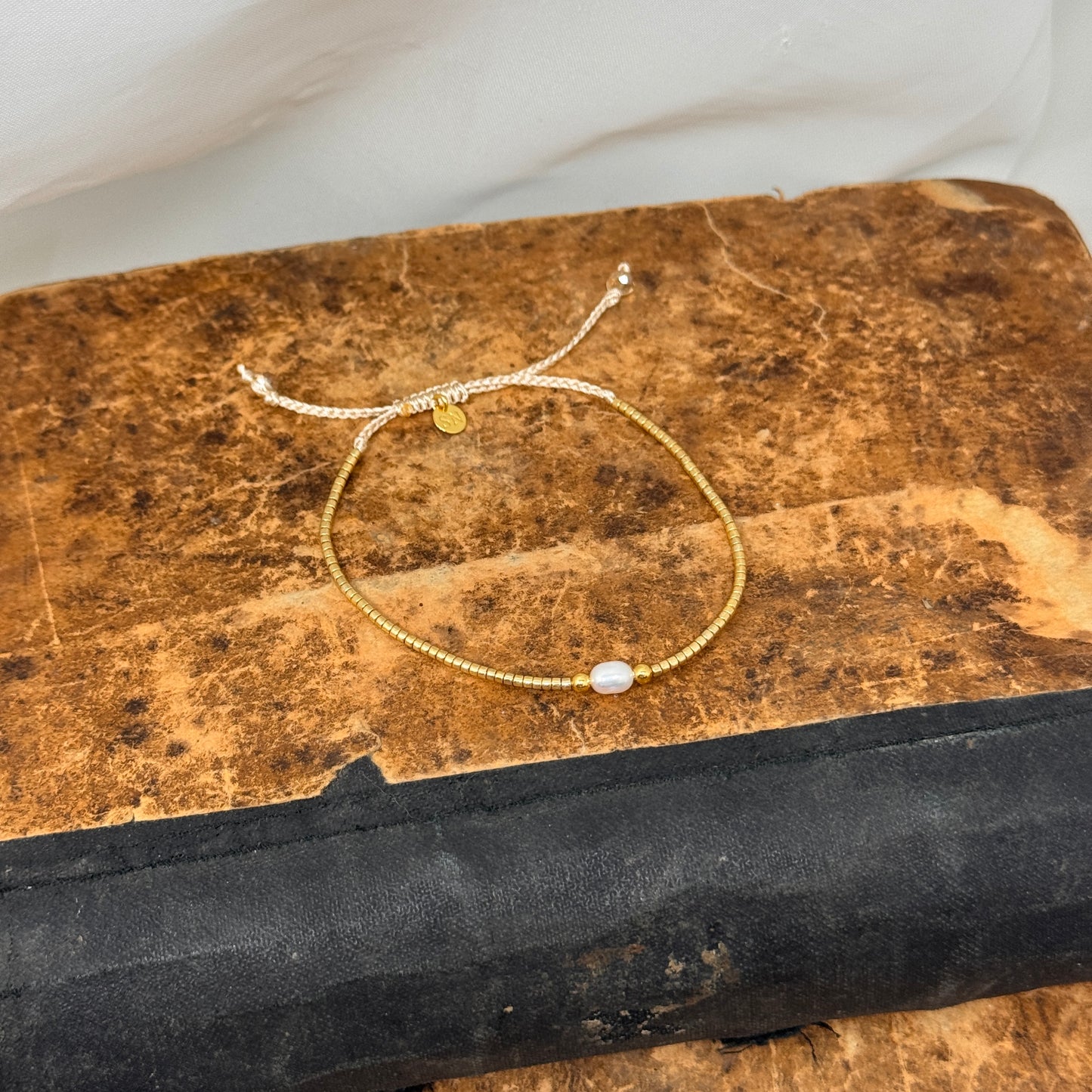 Bracciale regolabile perle miyuky e perle - Lumiere Bijoux