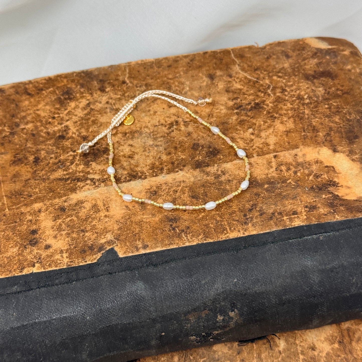 Bracciale regolabile perle miyuki oro cioccolato e cipria e perle - Lumiere Bijoux