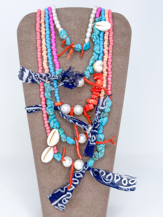 Collana Mykonos con perle risino da 0,5mm, turchesi e corallo summer love