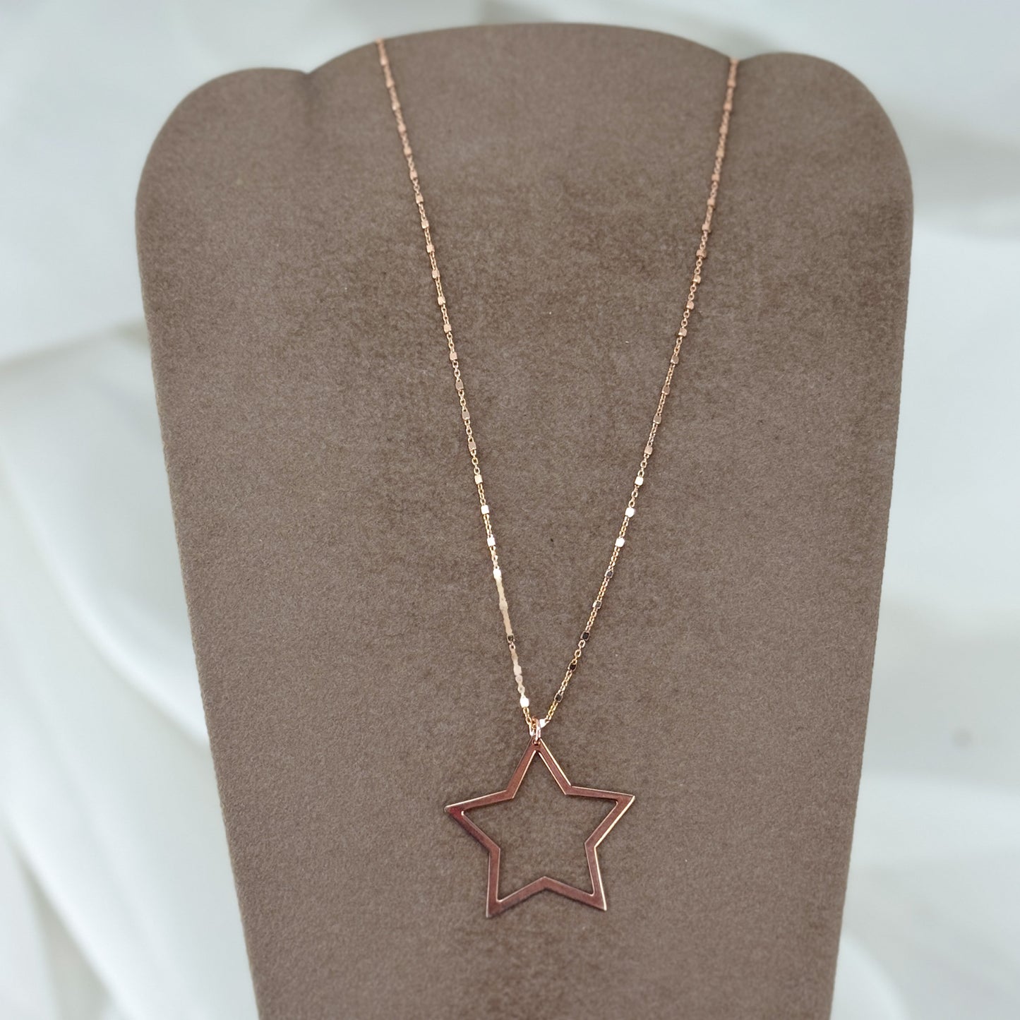 Collana lunga cm 60 catena dadini con stella vuota da 2cm - Lumiere Bijoux