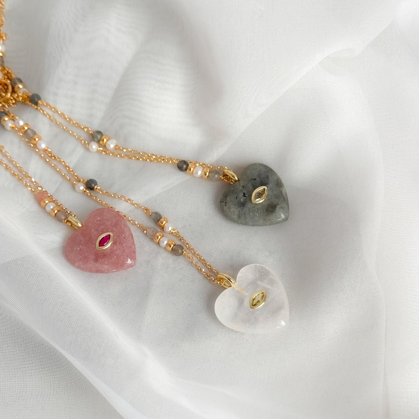 Collana lunga cm60 con pendente cuore in pietra semipreziosa - Lumiere Bijoux