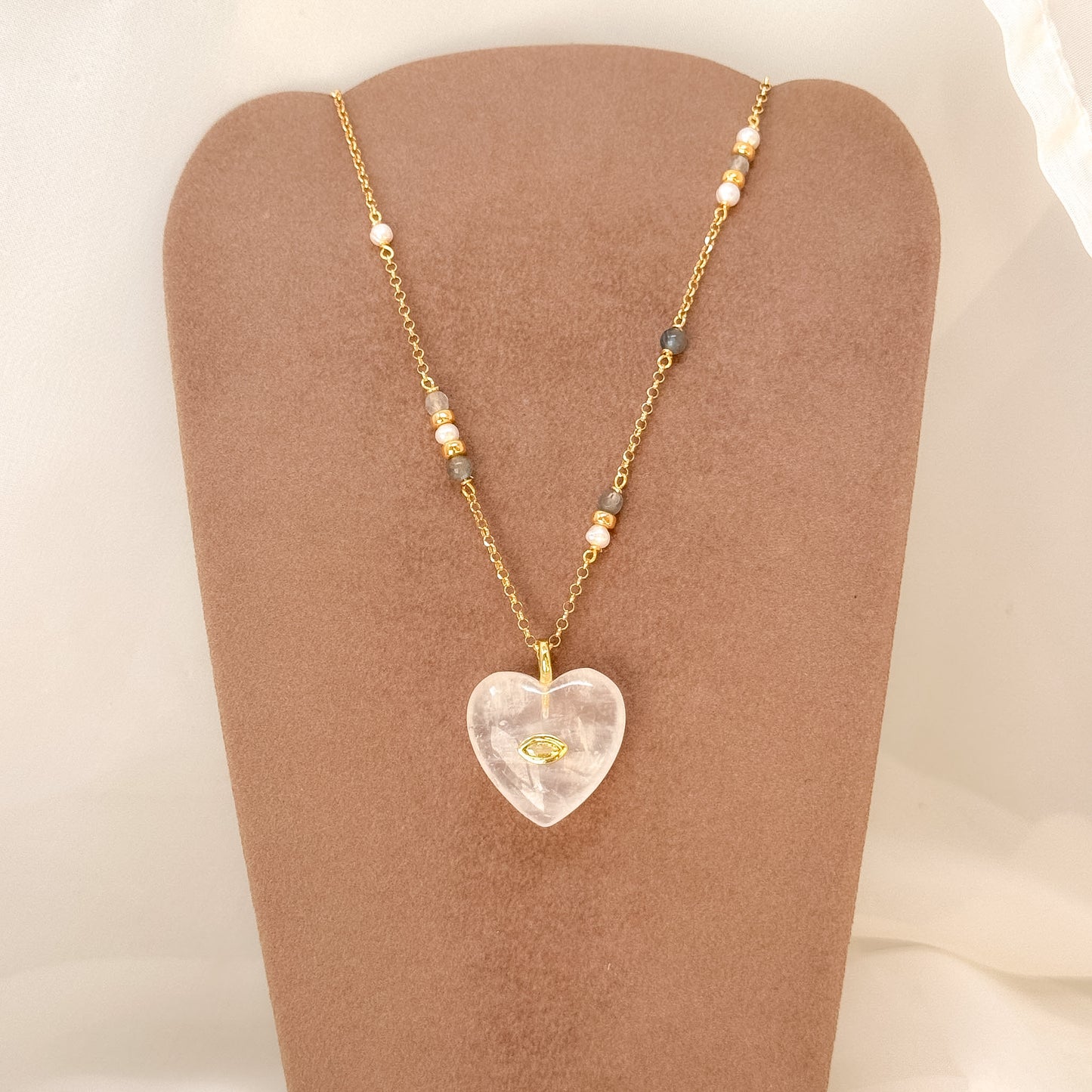 Collana lunga cm60 con pendente cuore in pietra semipreziosa - Lumiere Bijoux