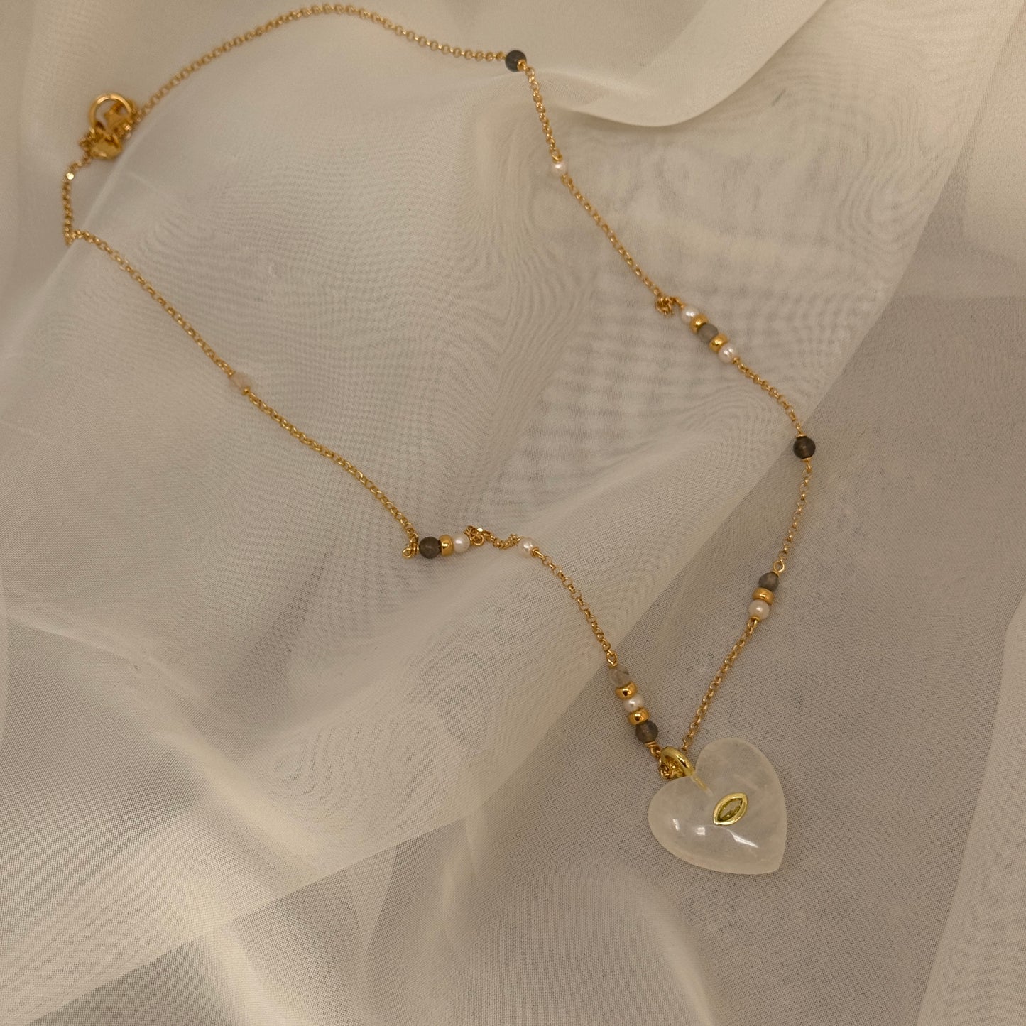 Collana lunga cm60 con pendente cuore in pietra semipreziosa - Lumiere Bijoux