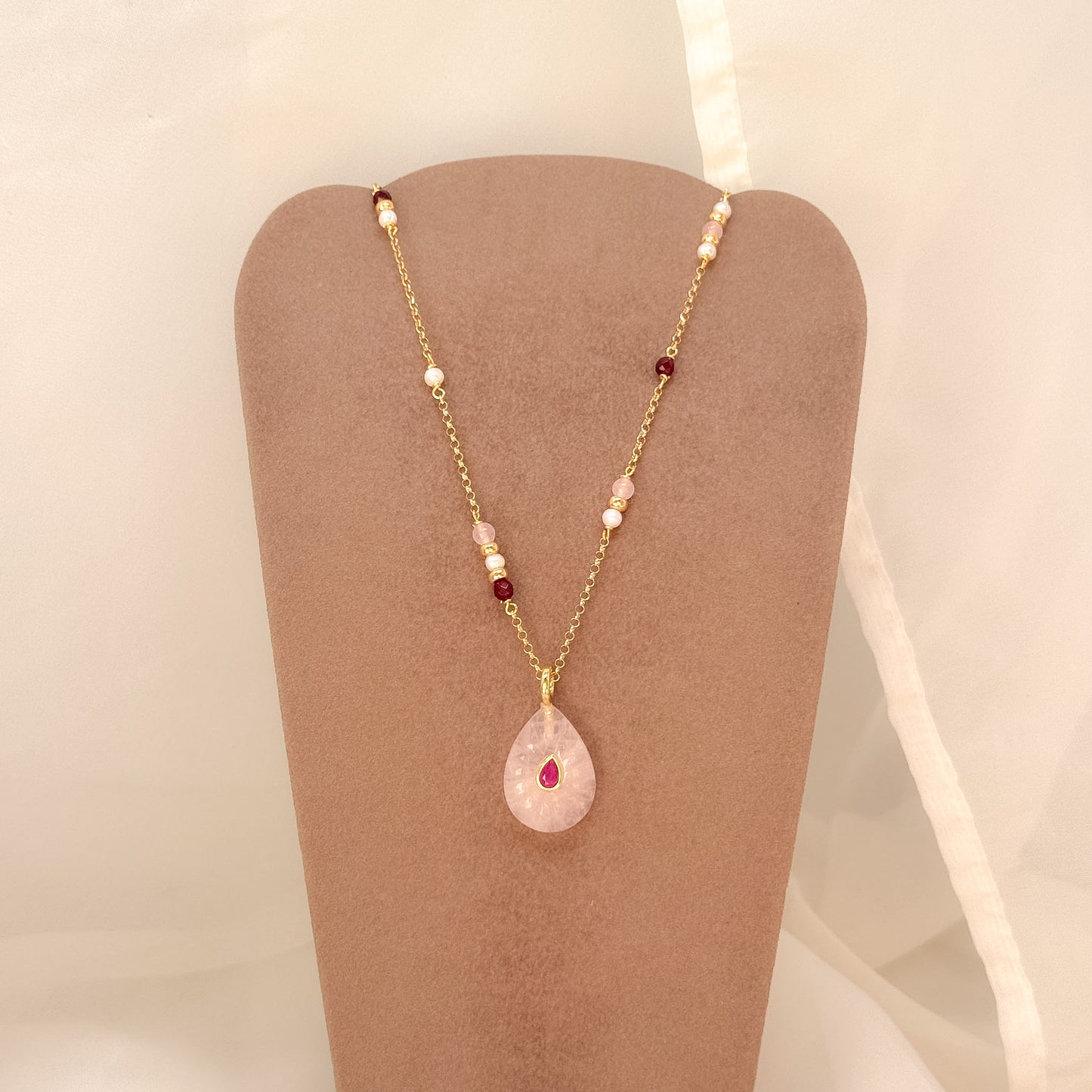 Collana lunga cm60 con pendente goccia in pietra semipreziosa - Lumiere Bijoux