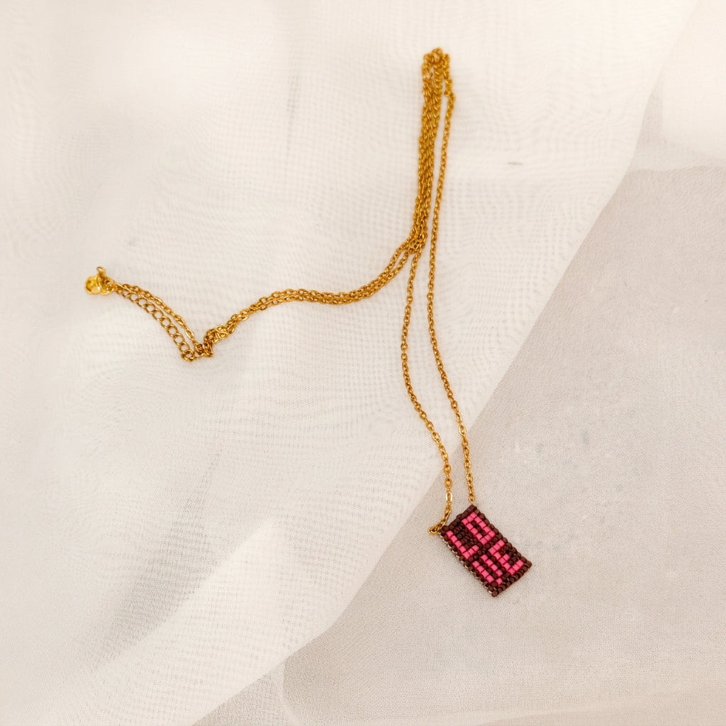 Collana lunga cm80 con scritta LOVE in perle miyuki - Lumiere Bijoux