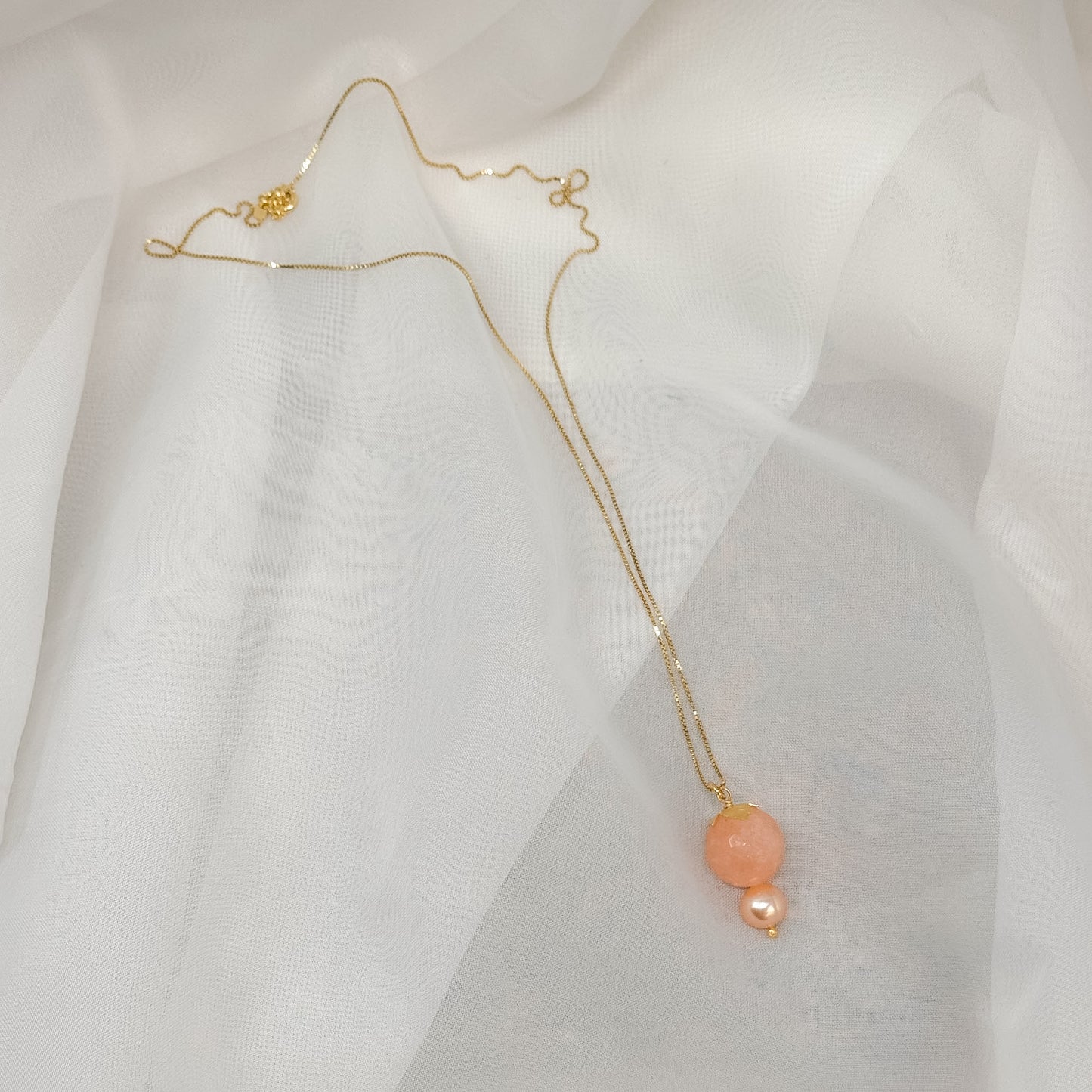 Collana lunga 60 cm con pendente quarzo fumé o pietra di luna con foglia cabochon - Lumiere Bijoux