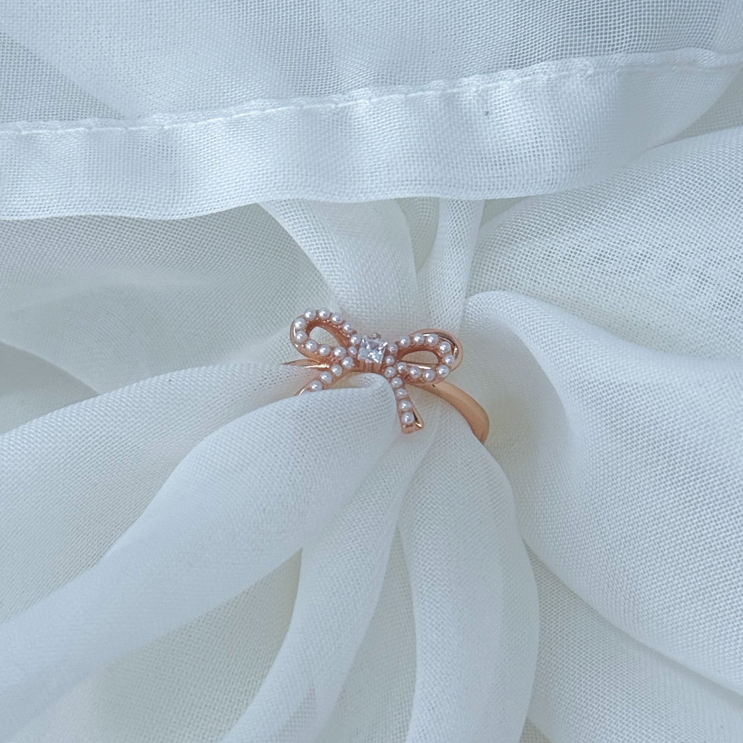 Anello fiocco micro perle e zircone centrale in argento rosé misura 14 - Lumiere Bijoux