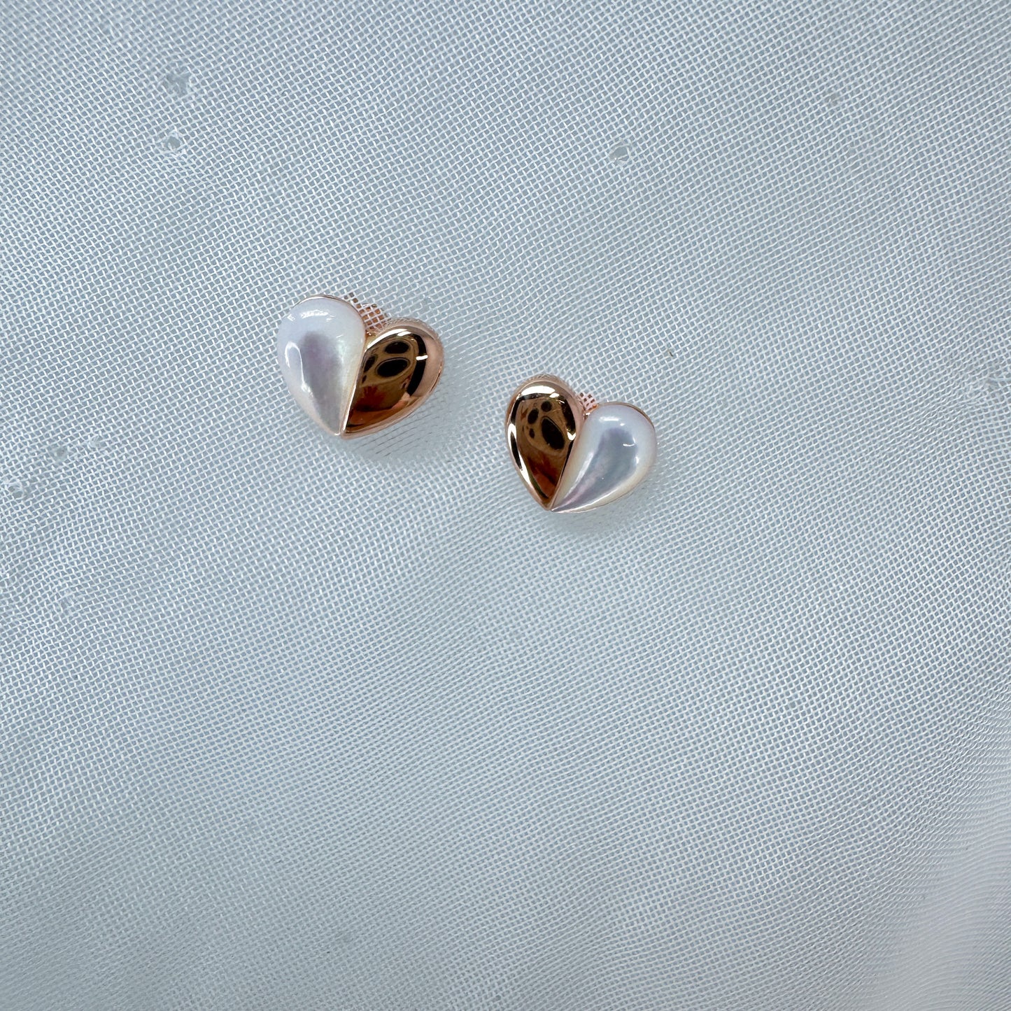 Coppia micro orecchini lobo stella e cuore madreperla - Lumiere Bijoux