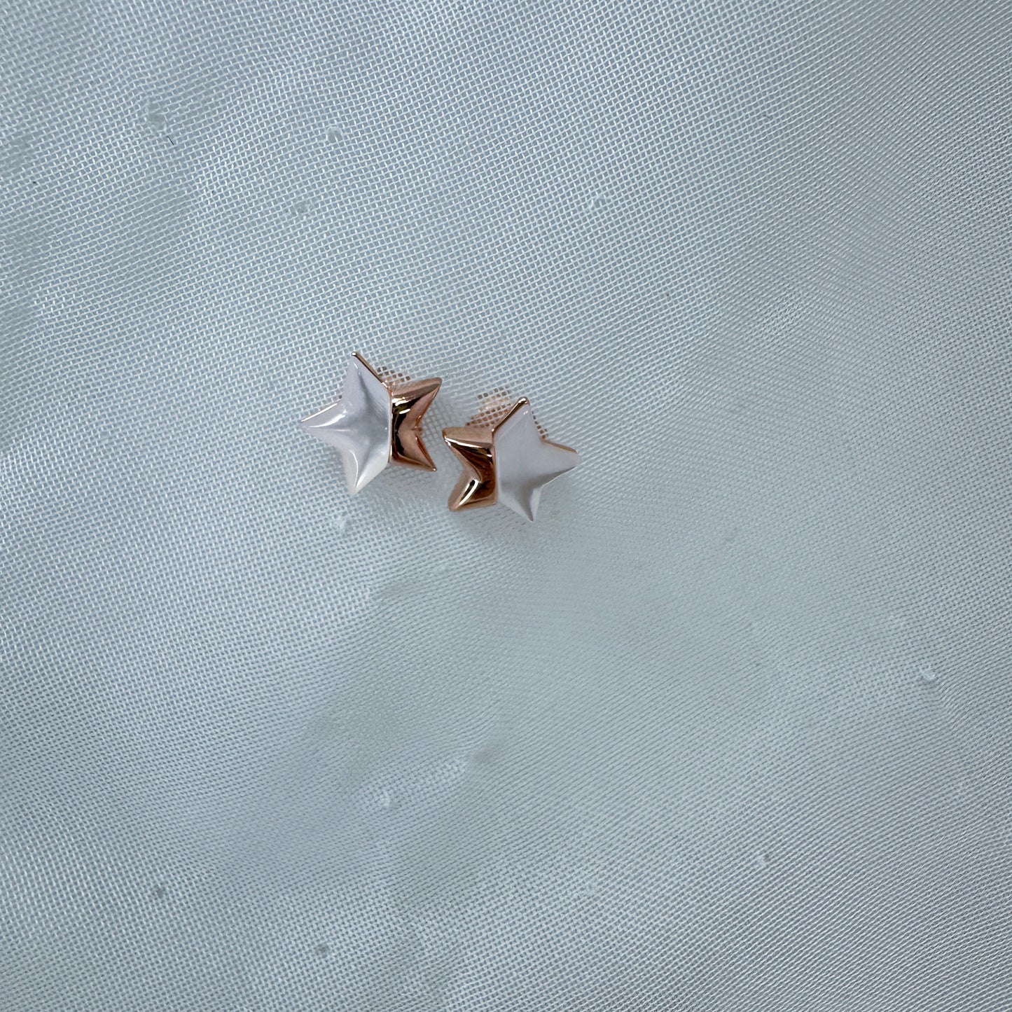 Coppia micro orecchini lobo stella e cuore madreperla - Lumiere Bijoux