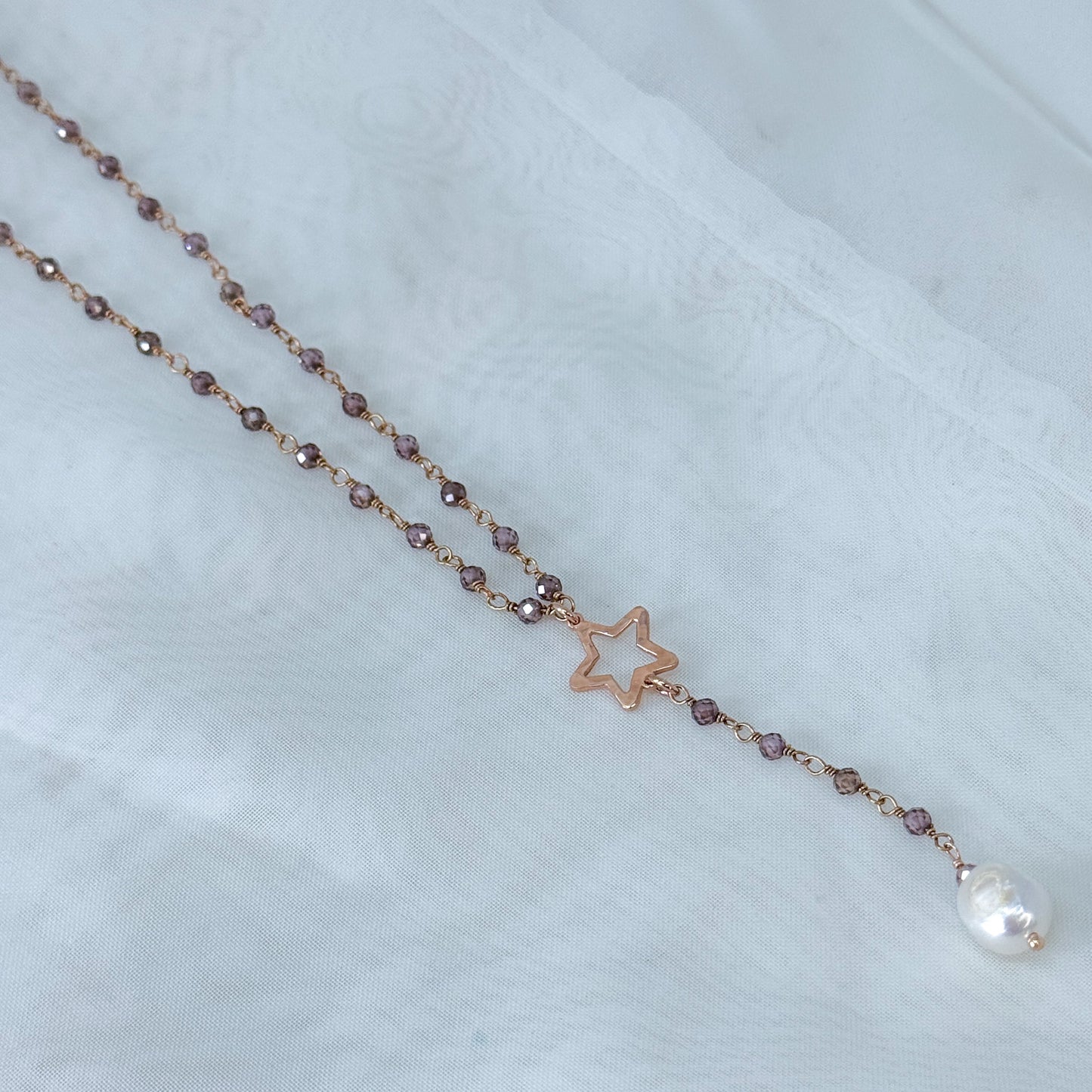 Collana Cristalli Marrone Fumé con Stella vuota battuta in argento rosé e Perla Bianca - 45cm - Lumiere Bijoux