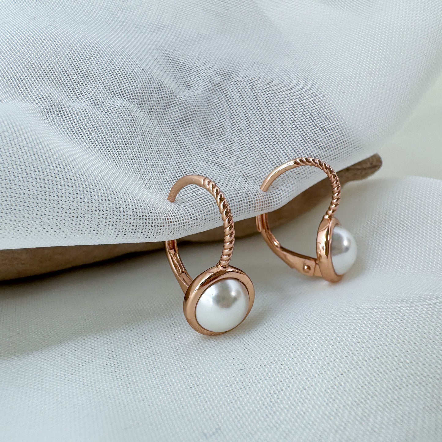 Coppia orecchini monachella con perla piatta - Lumiere Bijoux