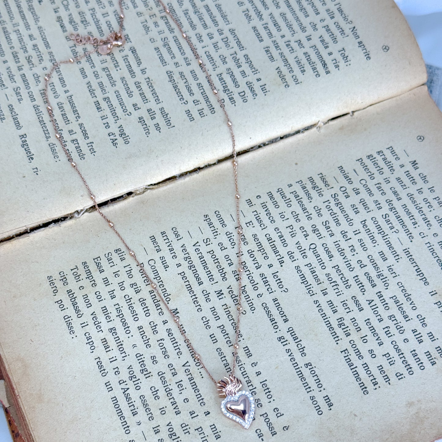 Collane con cuore sacro argento rosé e zirconi - Lumiere Bijoux