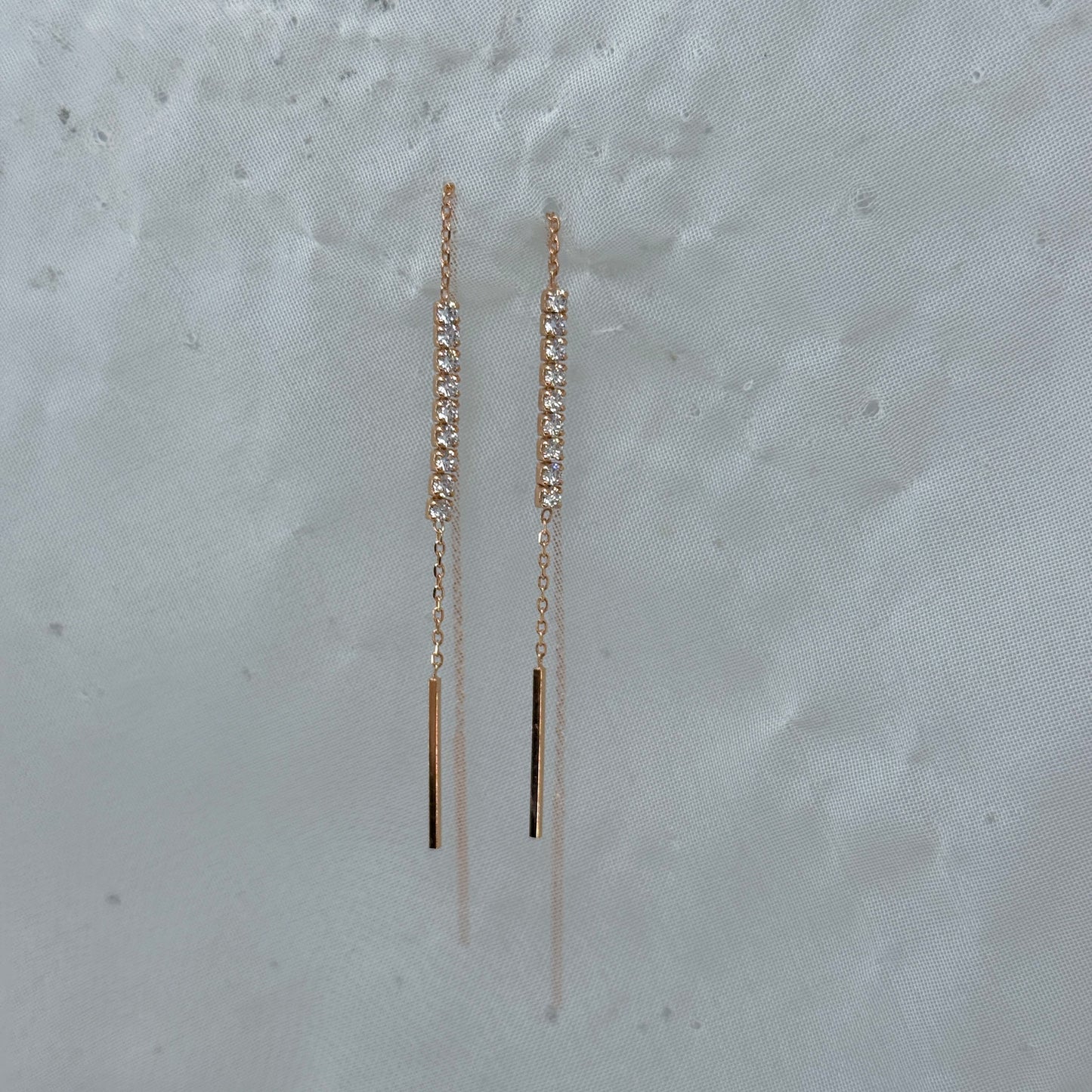 Coppia orecchini catenella con barretta zirconi - Lumiere Bijoux