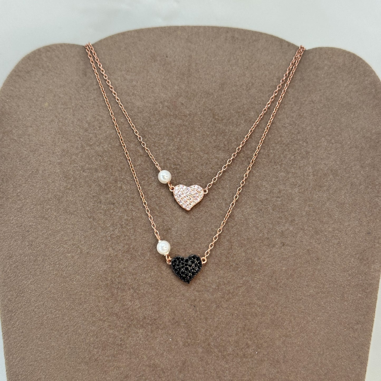 Collana catena rolò cm 40 con cuore di zirconi in linea e micro perla - Lumiere Bijoux