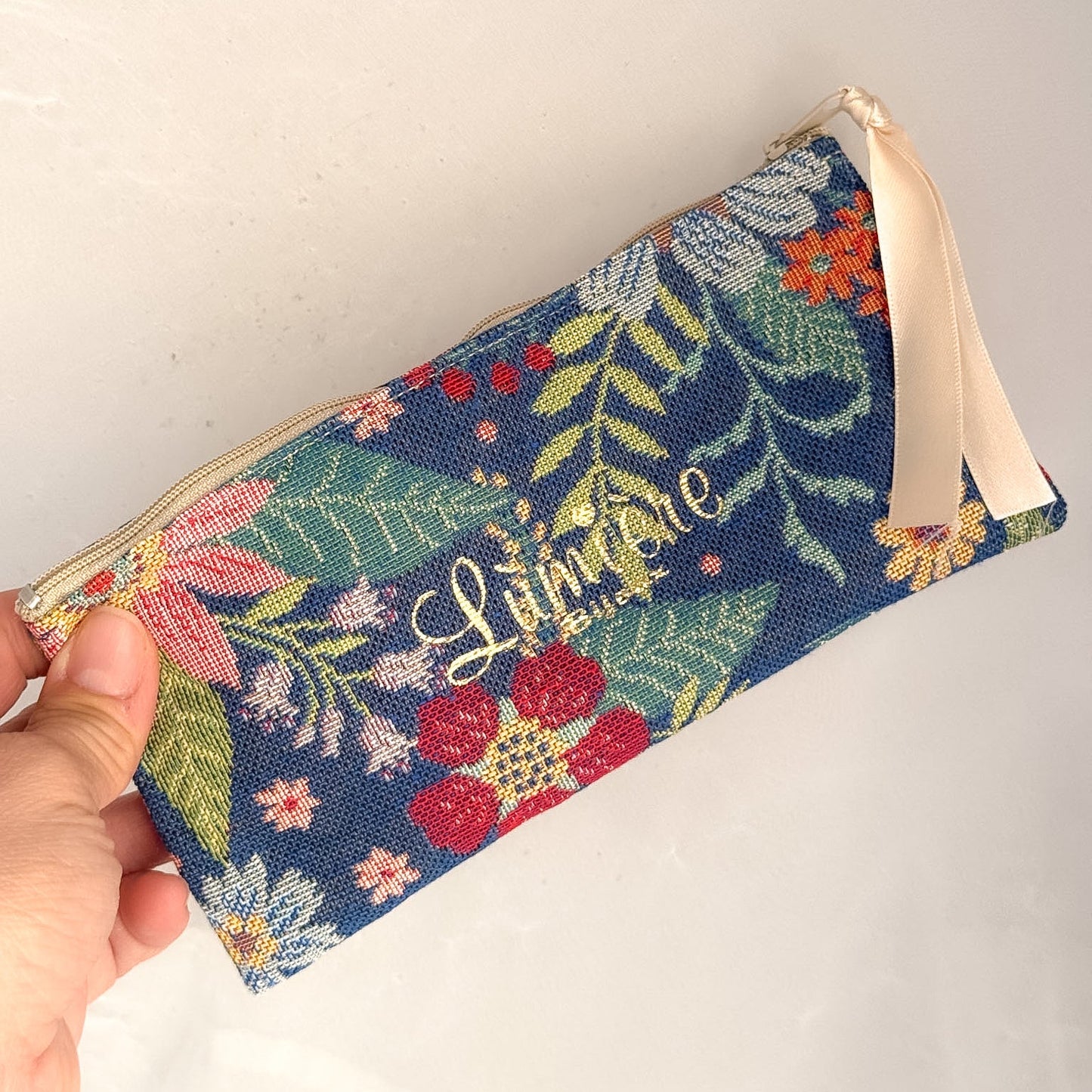Pochette/Astuccio medio con fiori base blu