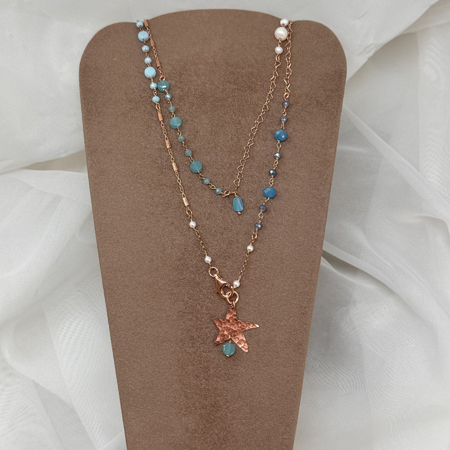 Collana lunga trasformabile con cristalli azzurri e catene multiforme con stella satinata battuta pendente — Argento 925 rosé Pezzo unico (Copia) - Lumiere Bijoux