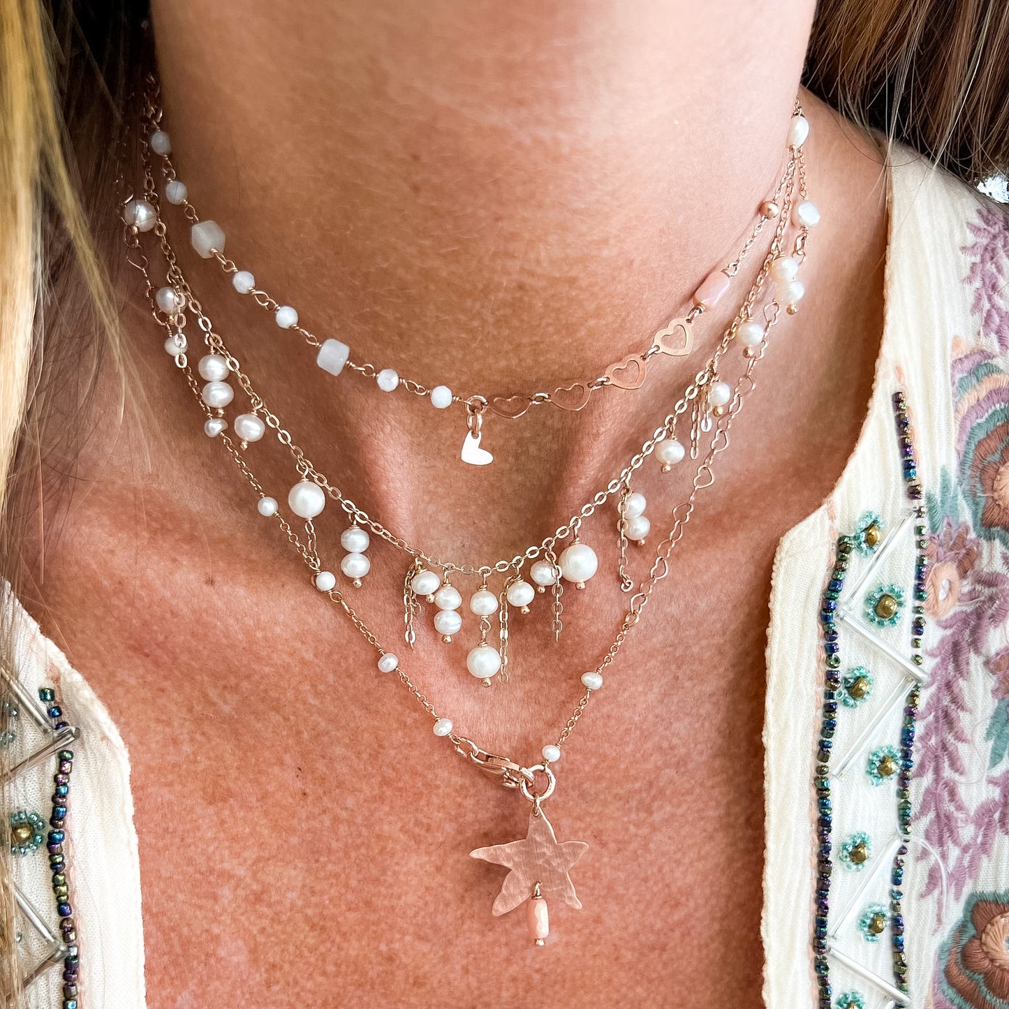 Collana lunga trasformabile con cristalli cipria con perle e catene multiforme con stella satinata battuta pendente — Argento 925 rosé Pezzo unico - Lumiere Bijoux