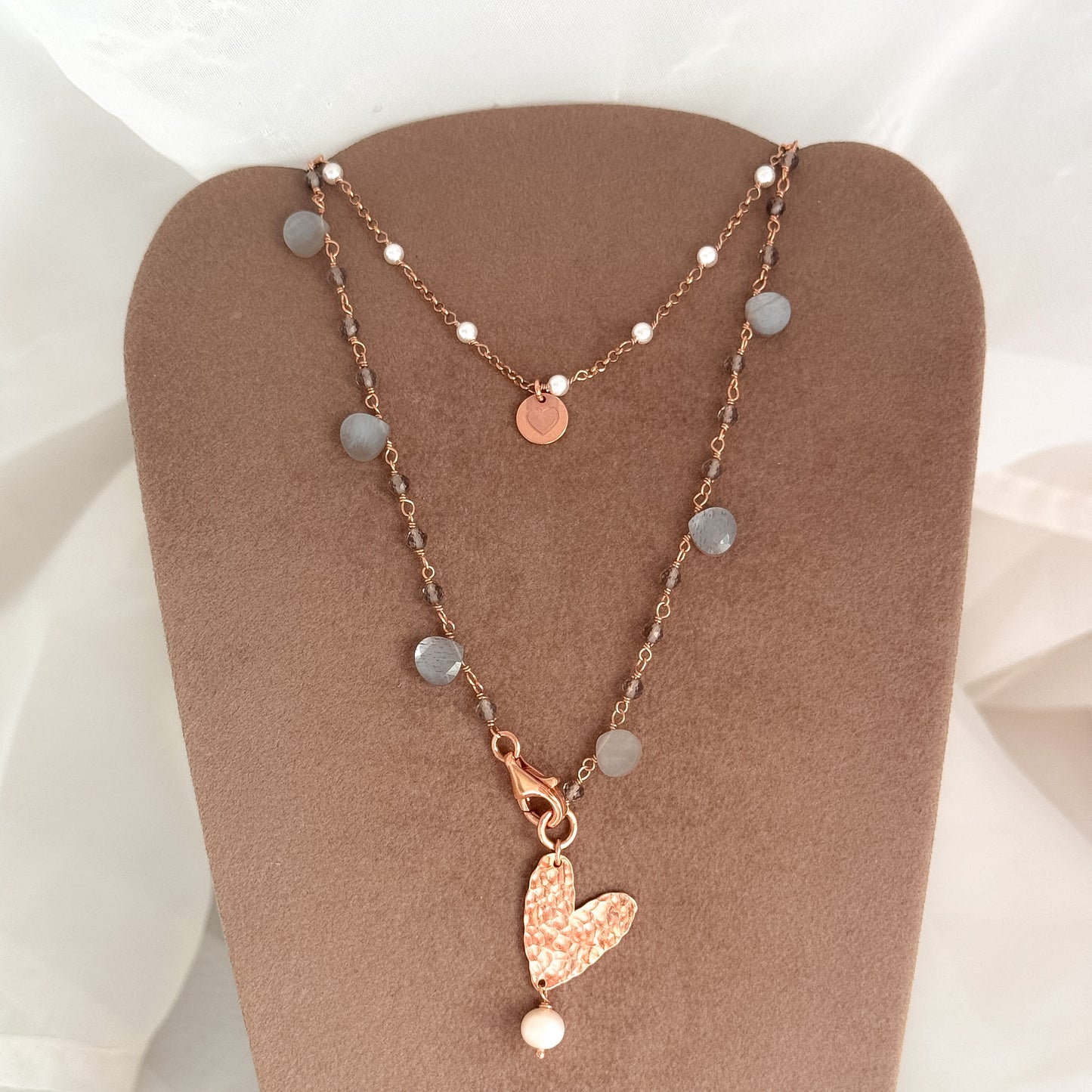 Collana lunga trasformabile cm 75 argento rosé cristalli e pietre soggetto battuto e perla naturale pendente - Lumiere Bijoux
