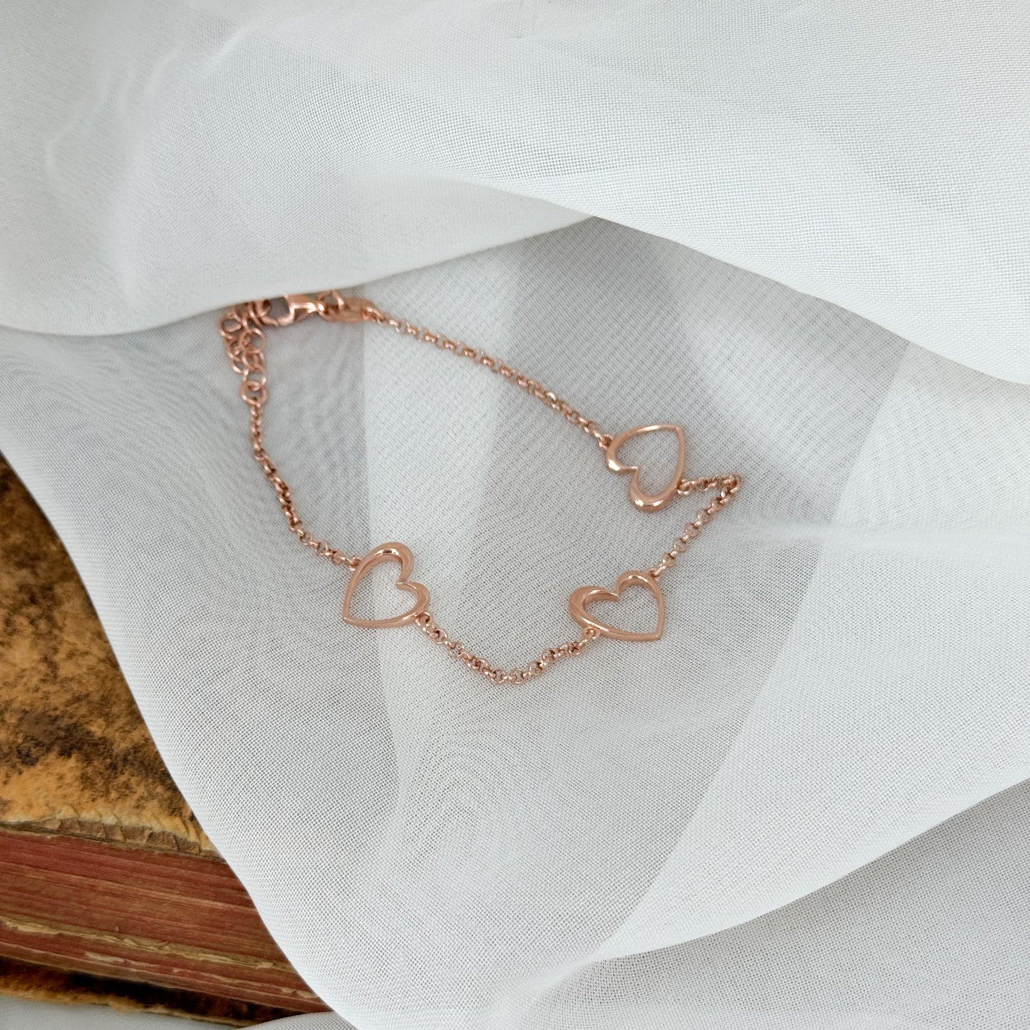 Bracciale catena rolò con 3 cuori vuoti da 1 cm - Lumiere Bijoux