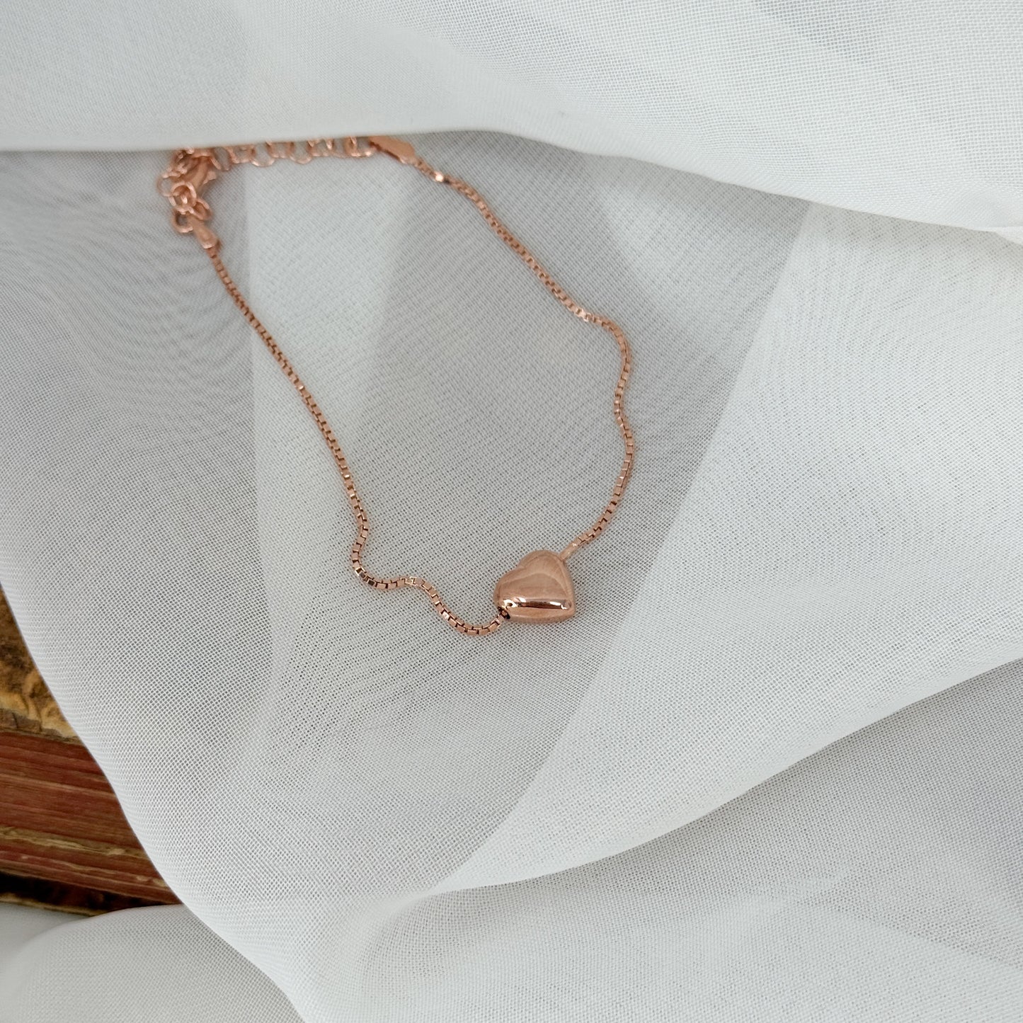 Bracciale catena veneziana con cuore bombato centrale da 0.5 cm - Lumiere Bijoux