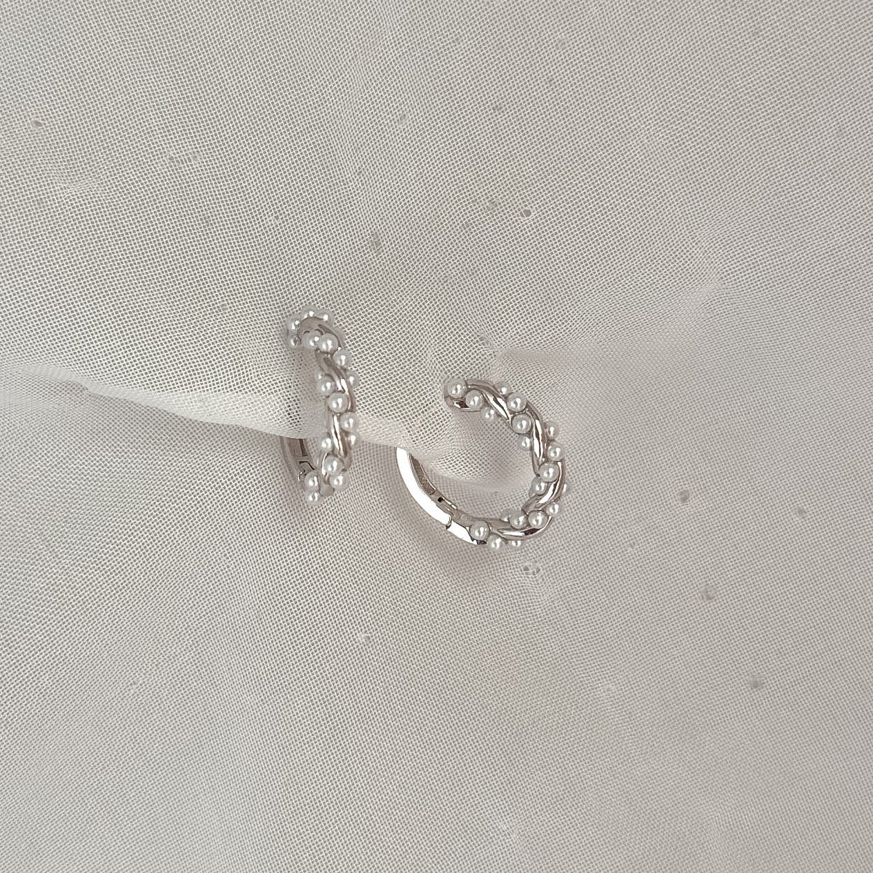 Coppia orecchini cerchietto torchion con microperle - Lumiere Bijoux