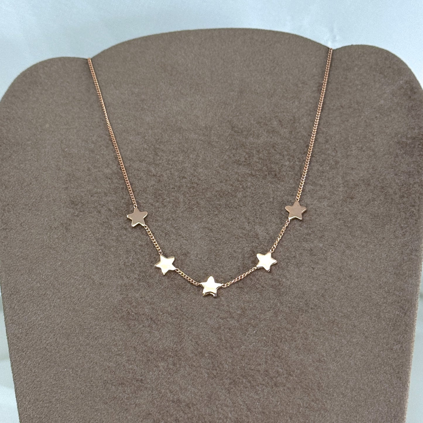 Collana catena grumette cm38 argento 925 rosé con 5 micro stelle in linea ESSENZIALE - Lumiere Bijoux