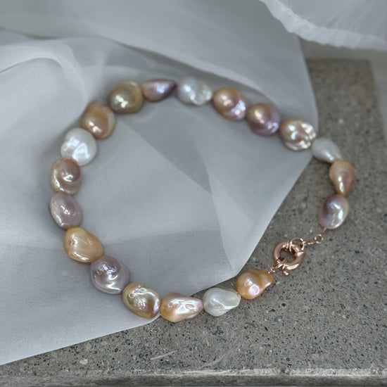 Collana PECULIAR con perle barocche champagne bianche e lilla - Pezzo unico - Lumiere Bijoux