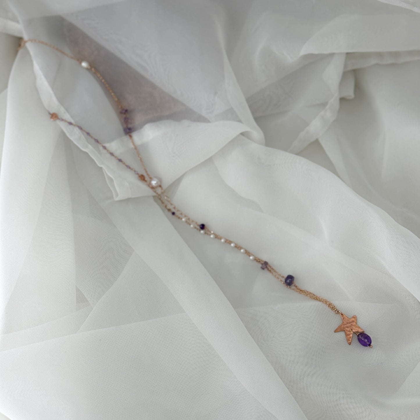 Collana catena rosé con pietre lilla e stella battuta satinata - pezzo unico - Lumiere Bijoux