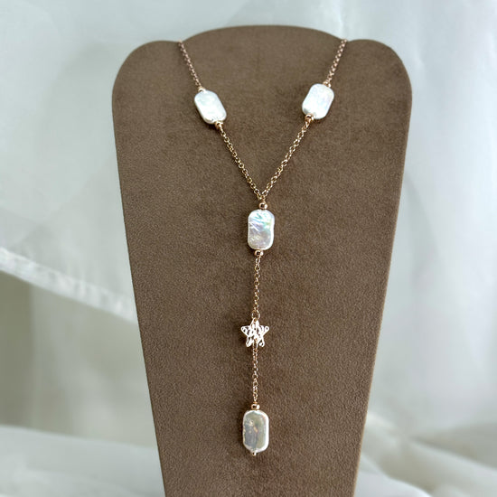 Collana rosario con perle rettangolari e stella battuta - Lumiere Bijoux